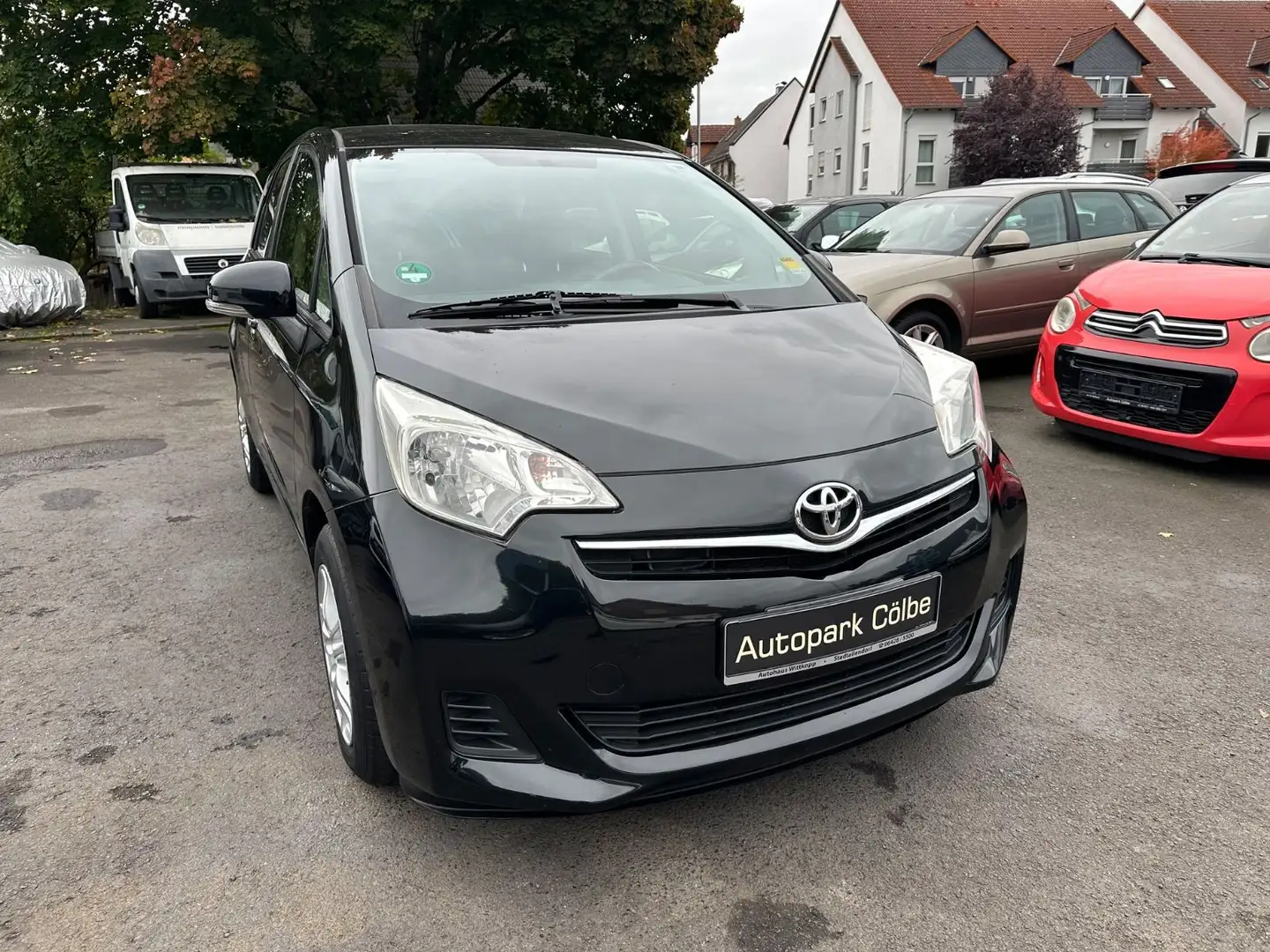 Toyota Verso-S 1,33-l-Dual-VVT Multidrive S Comfort Schwarz - 2