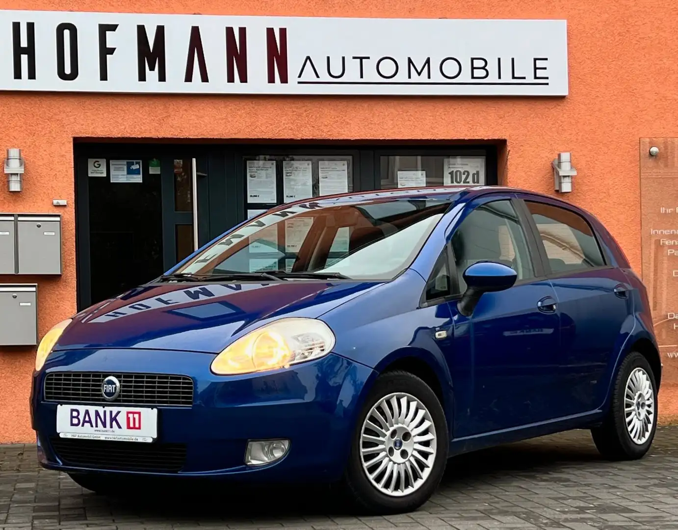 Fiat Grande Punto 1.4 8V Dynamic Niebieski - 1