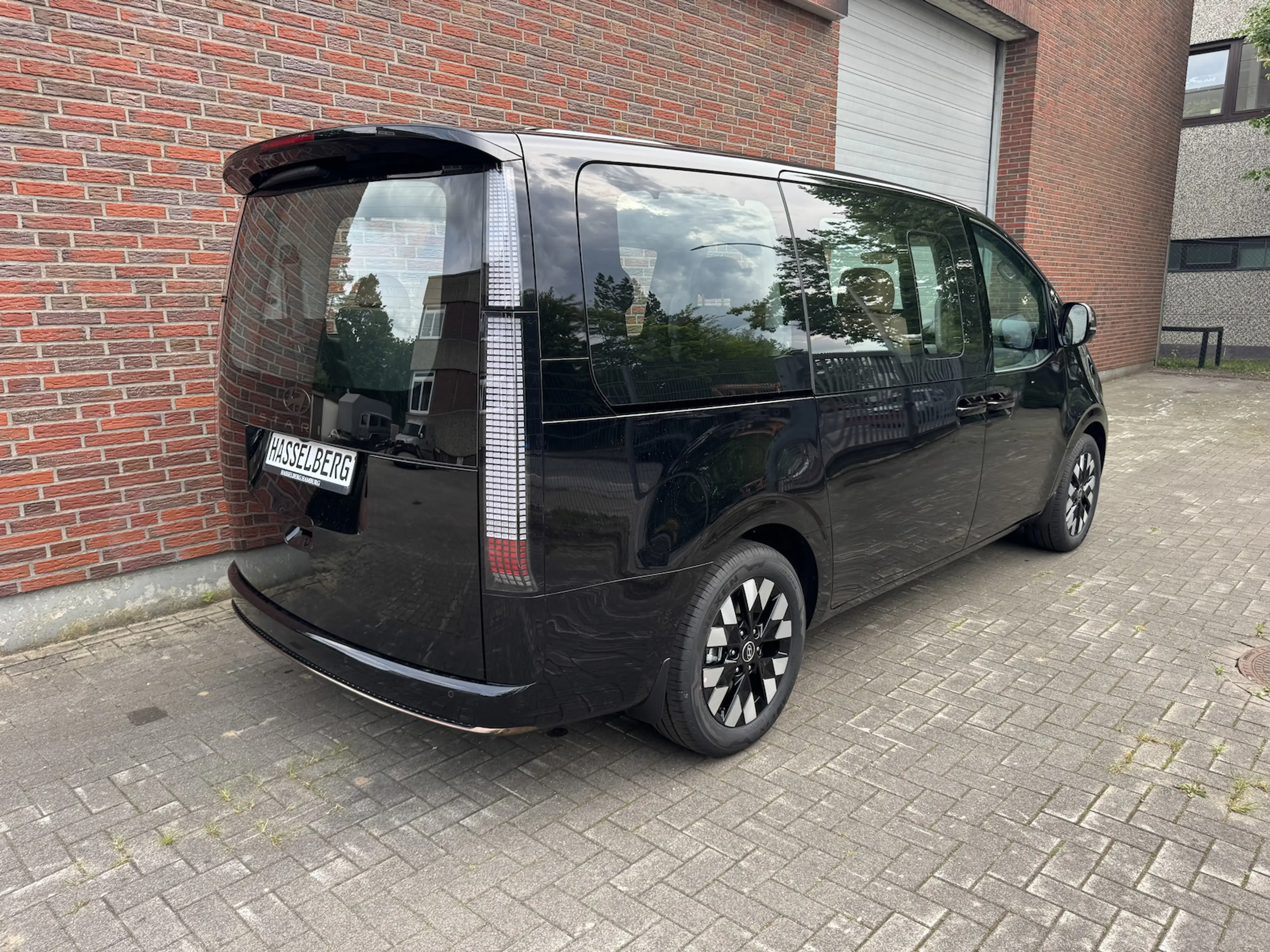 Hyundai STARIA Premium Luxus auf 7 Sitzen Siebenschön — photo 8