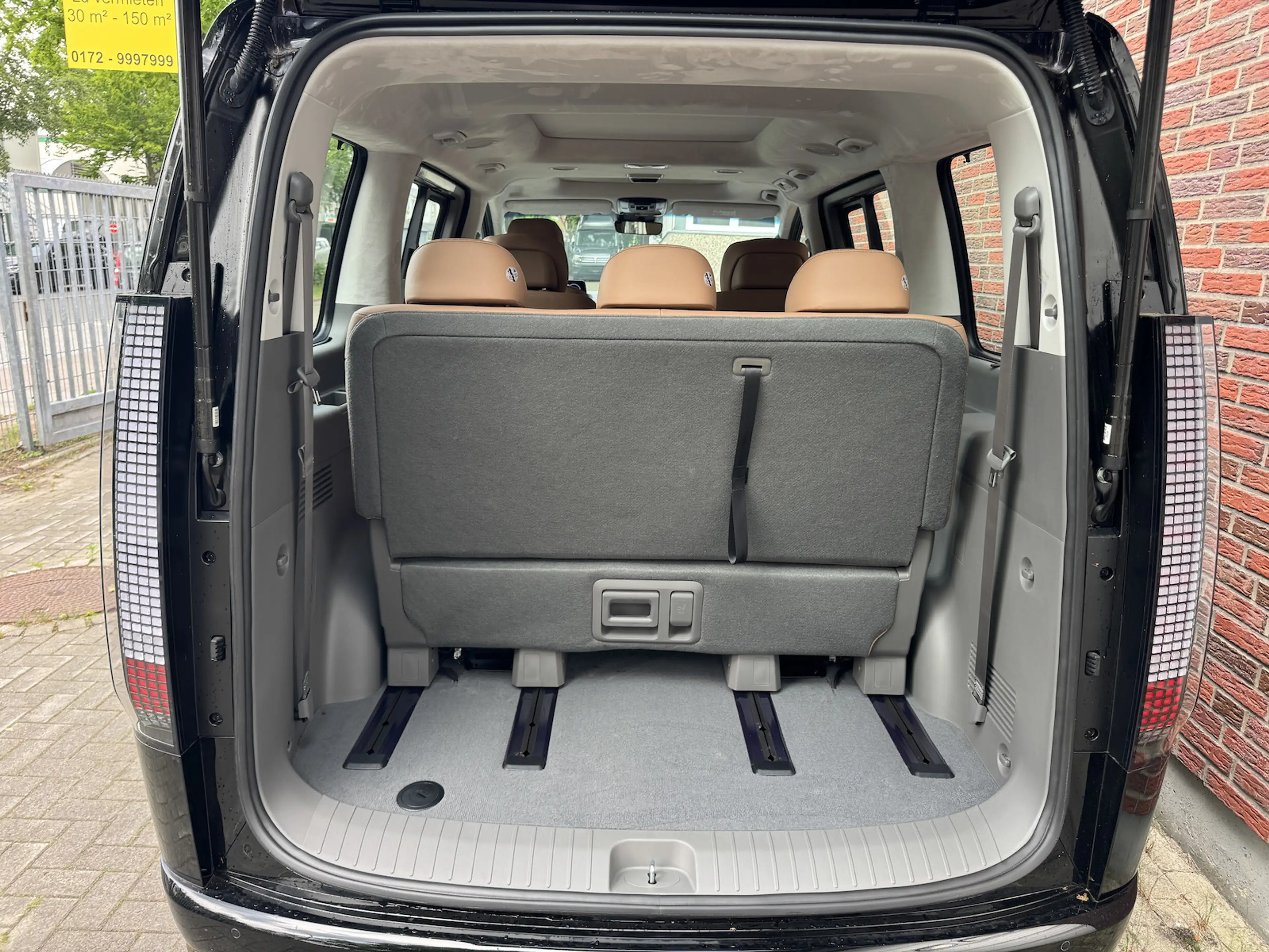 Hyundai STARIA Premium Luxus auf 7 Sitzen Siebenschön — photo 11
