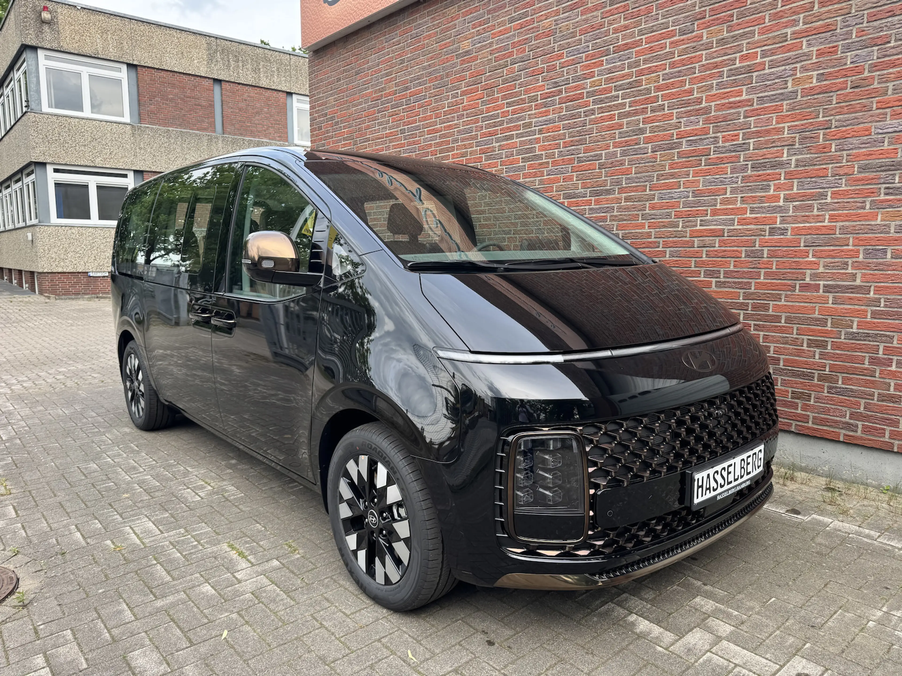 Hyundai STARIA Premium Luxus auf 7 Sitzen Siebenschön — photo 7
