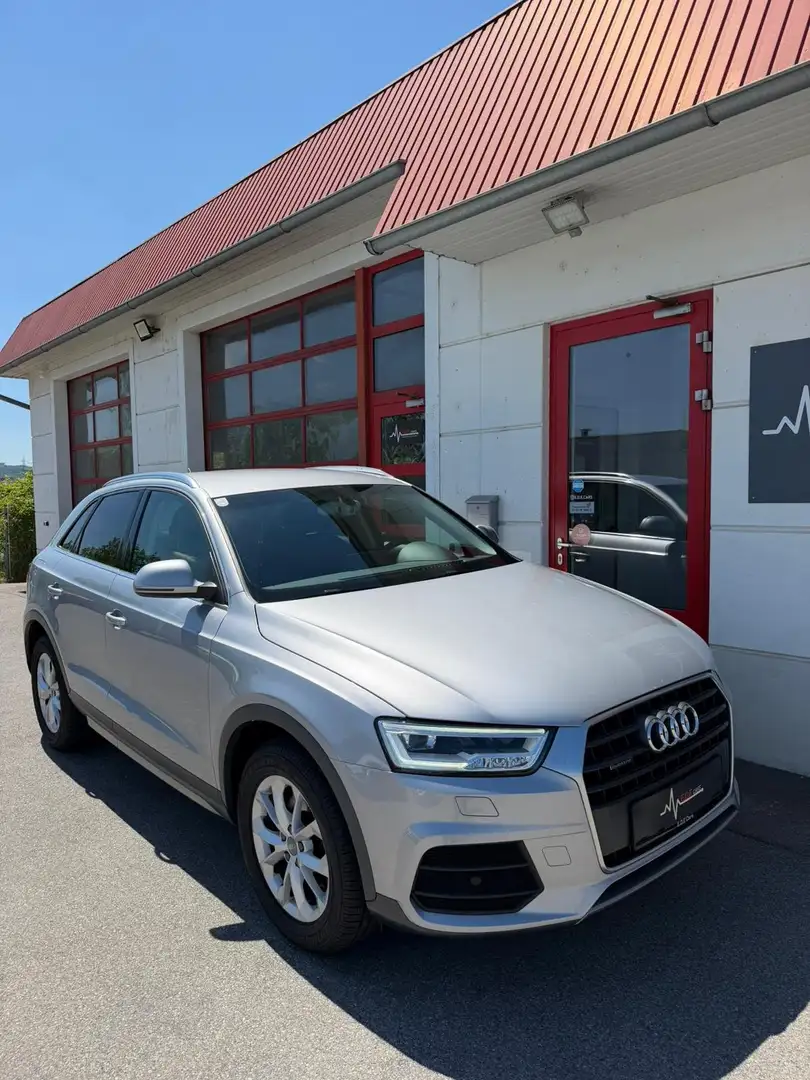 Audi Q3 2,0 TDI Design quattro S-tronic 1. Besitz Grau - 1