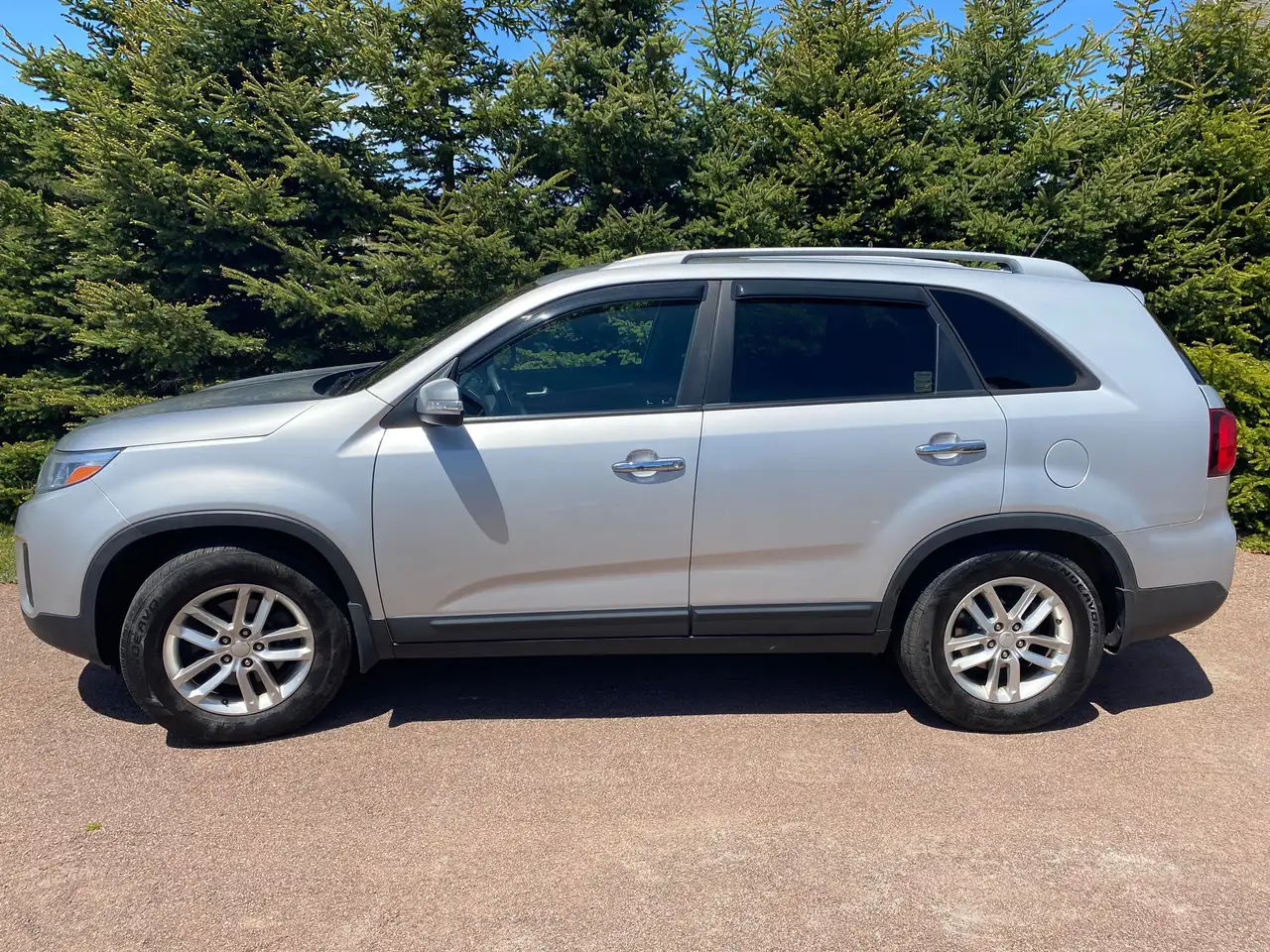 Kia Sorento снимка Kia Sorento