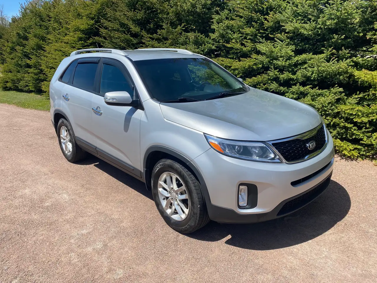 Kia Sorento снимка Kia Sorento