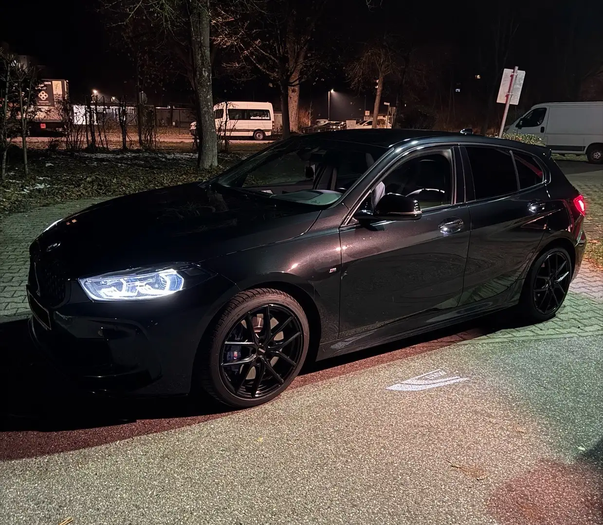 BMW 135 M135 i xDrive Czarny - 1