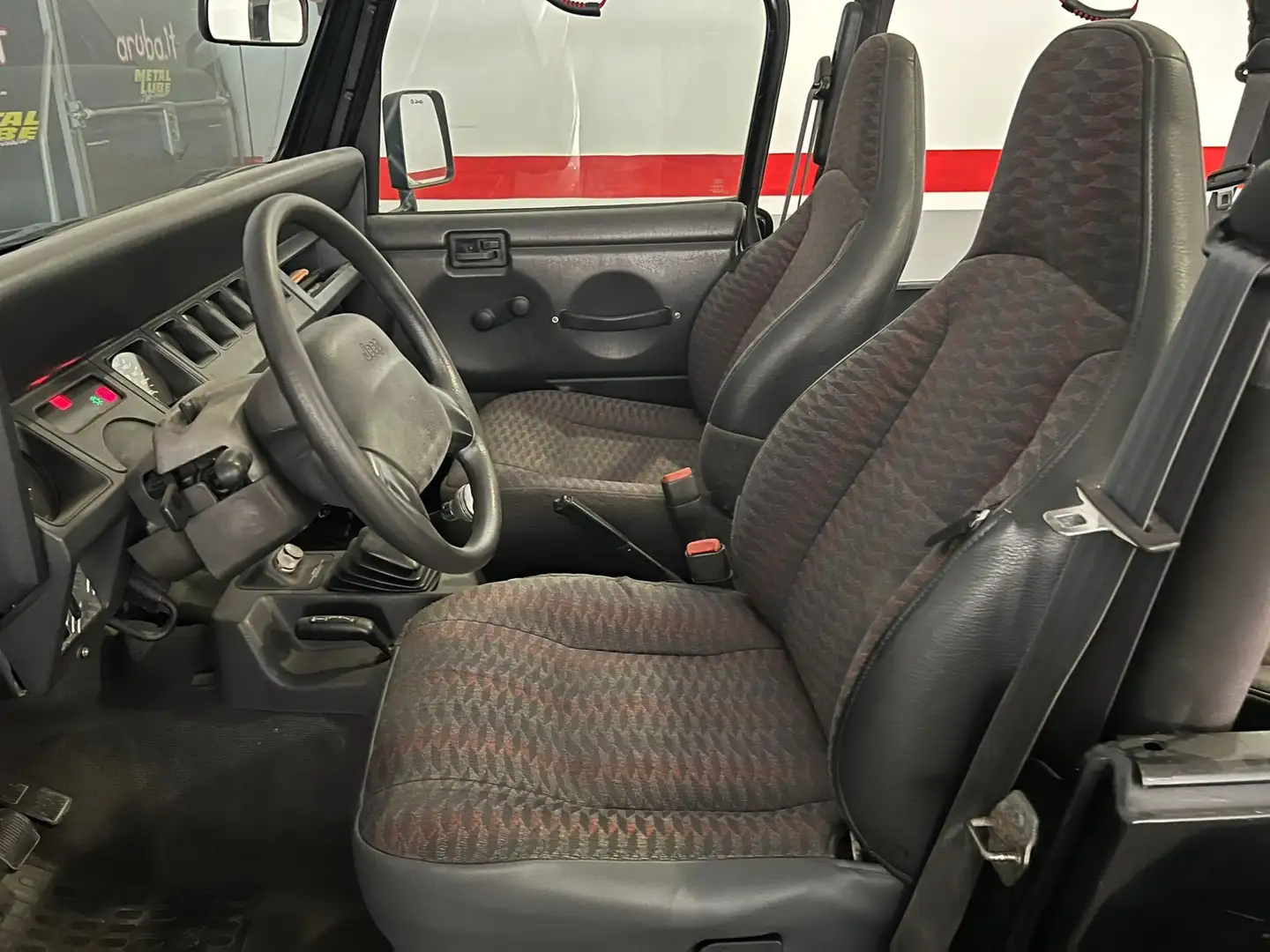 Jeep Wrangler Wrangler 2.5 Soft Top Schwarz - 2