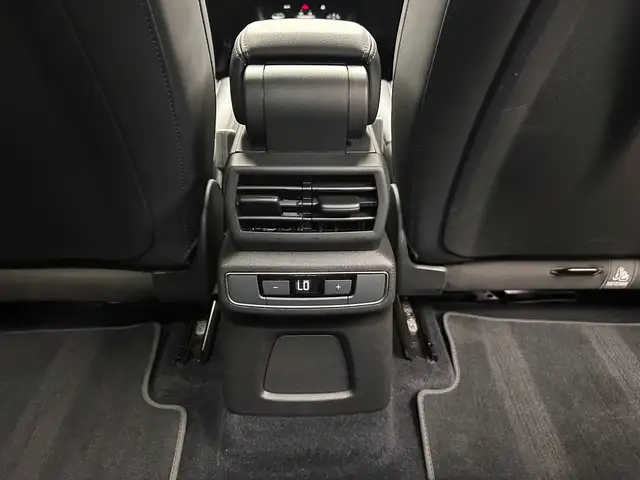 Audi Q4 E-Tron view 29