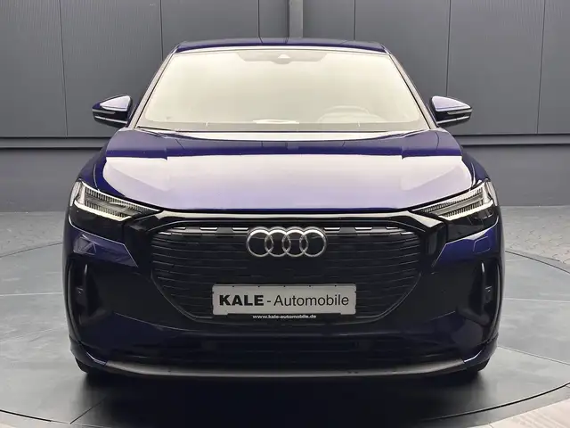 Audi Q4 E-Tron view 8