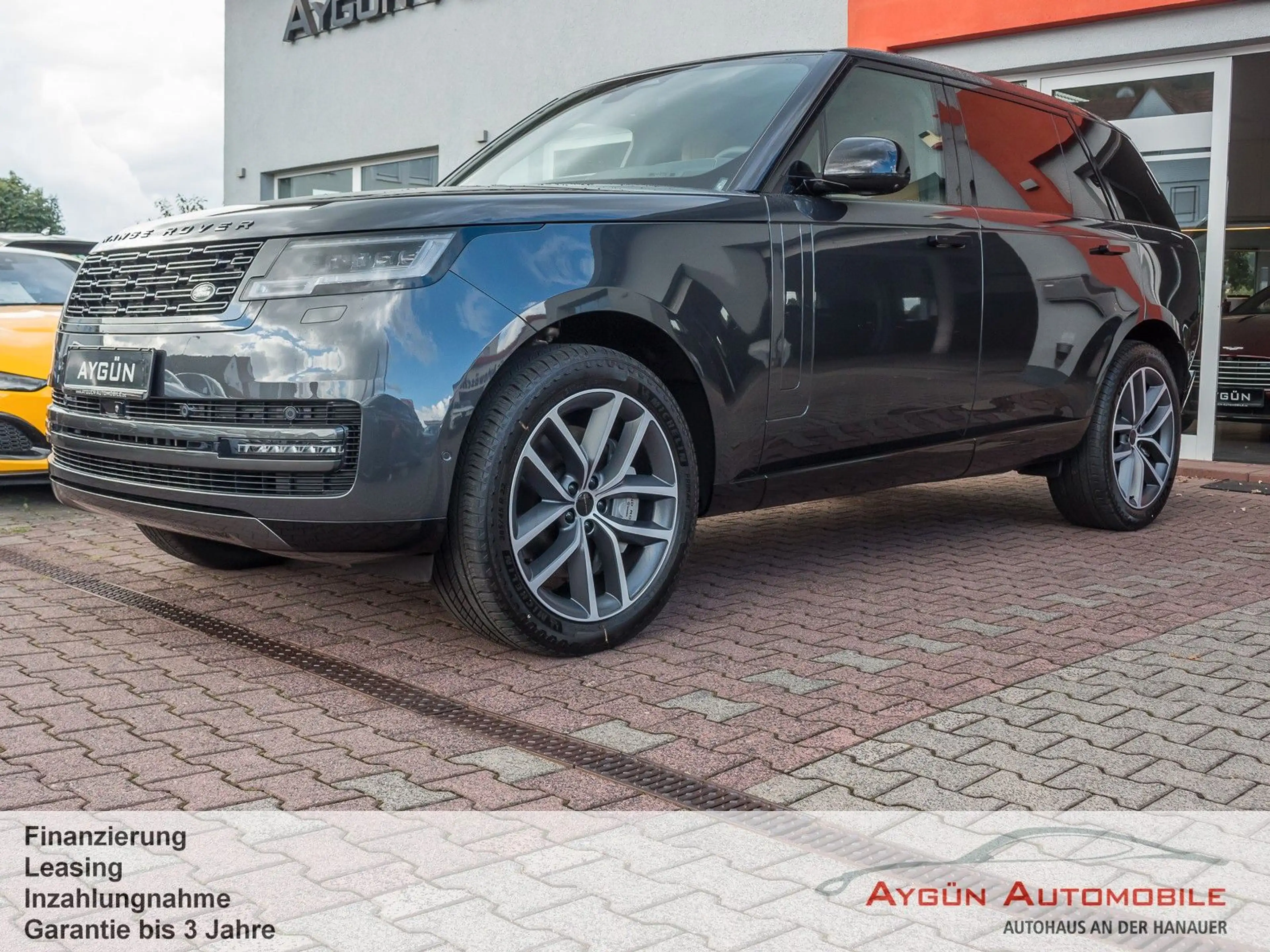 Land Rover Range Rover P530 LWB Lang HSE * Fond-Display — photo 3