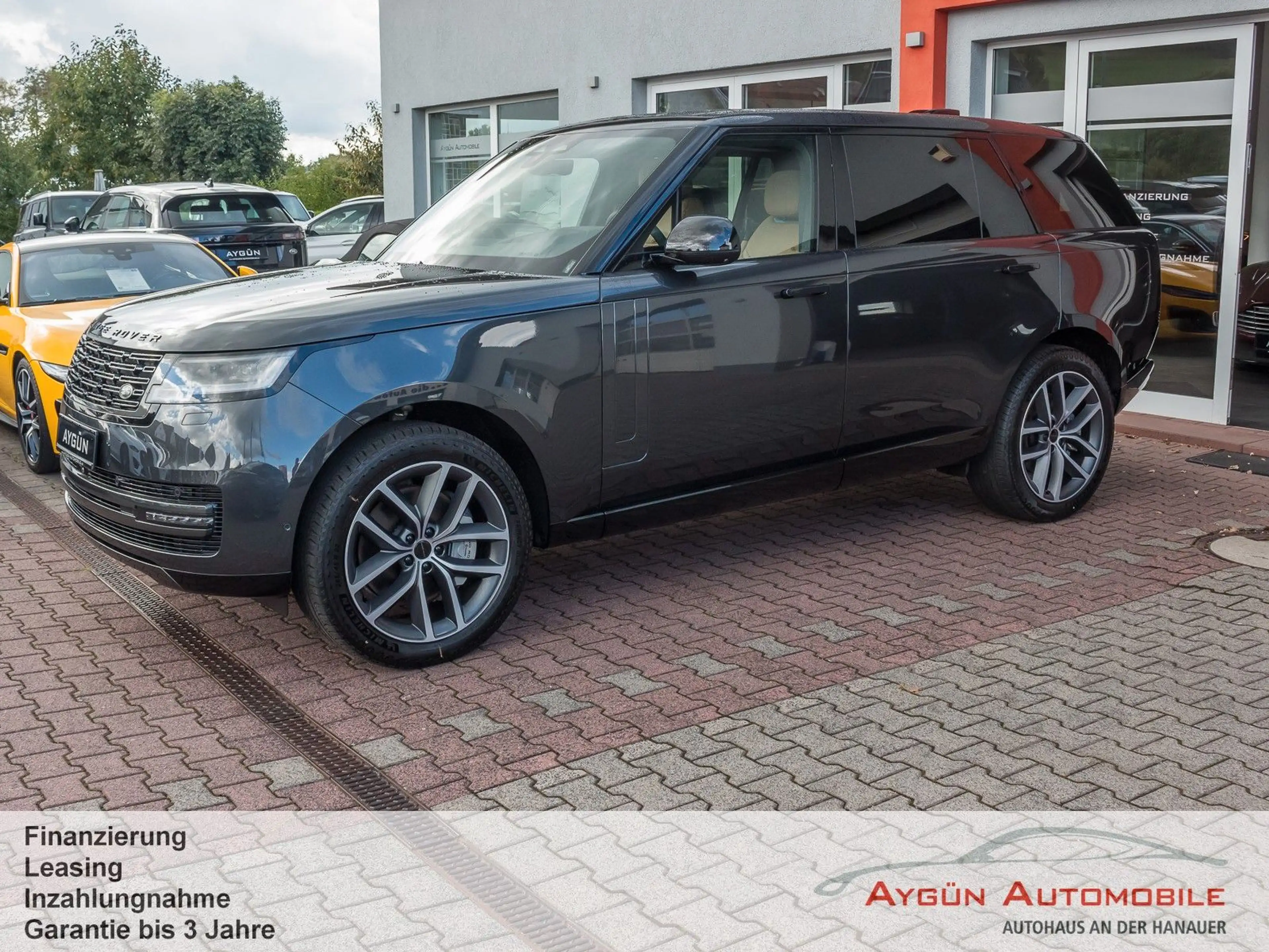 Land Rover Range Rover P530 LWB Lang HSE * Fond-Display — photo 4
