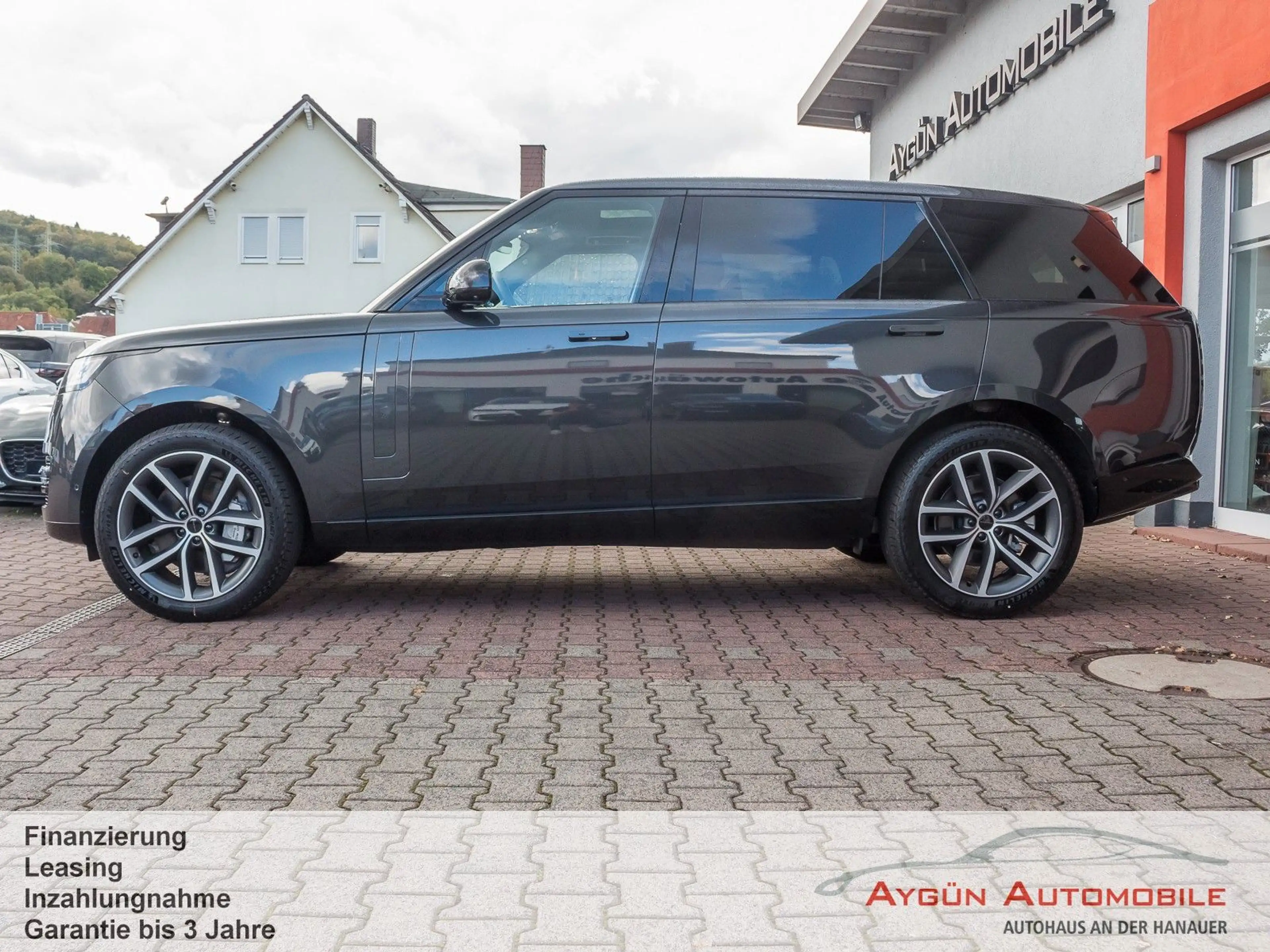 Land Rover Range Rover P530 LWB Lang HSE * Fond-Display — photo 11