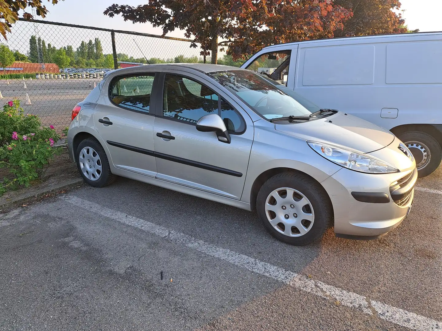 Peugeot 207 75 Urban Move - 1