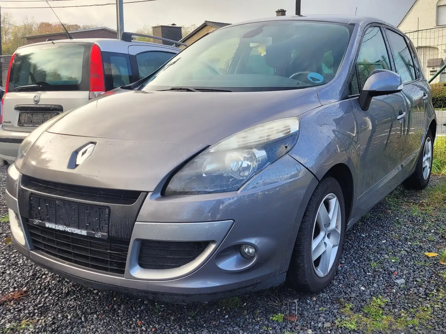 Renault Scenic 1.5dci 70kw AIRCO GPS 2011 !! EERST LEZEN !! Gris - 2