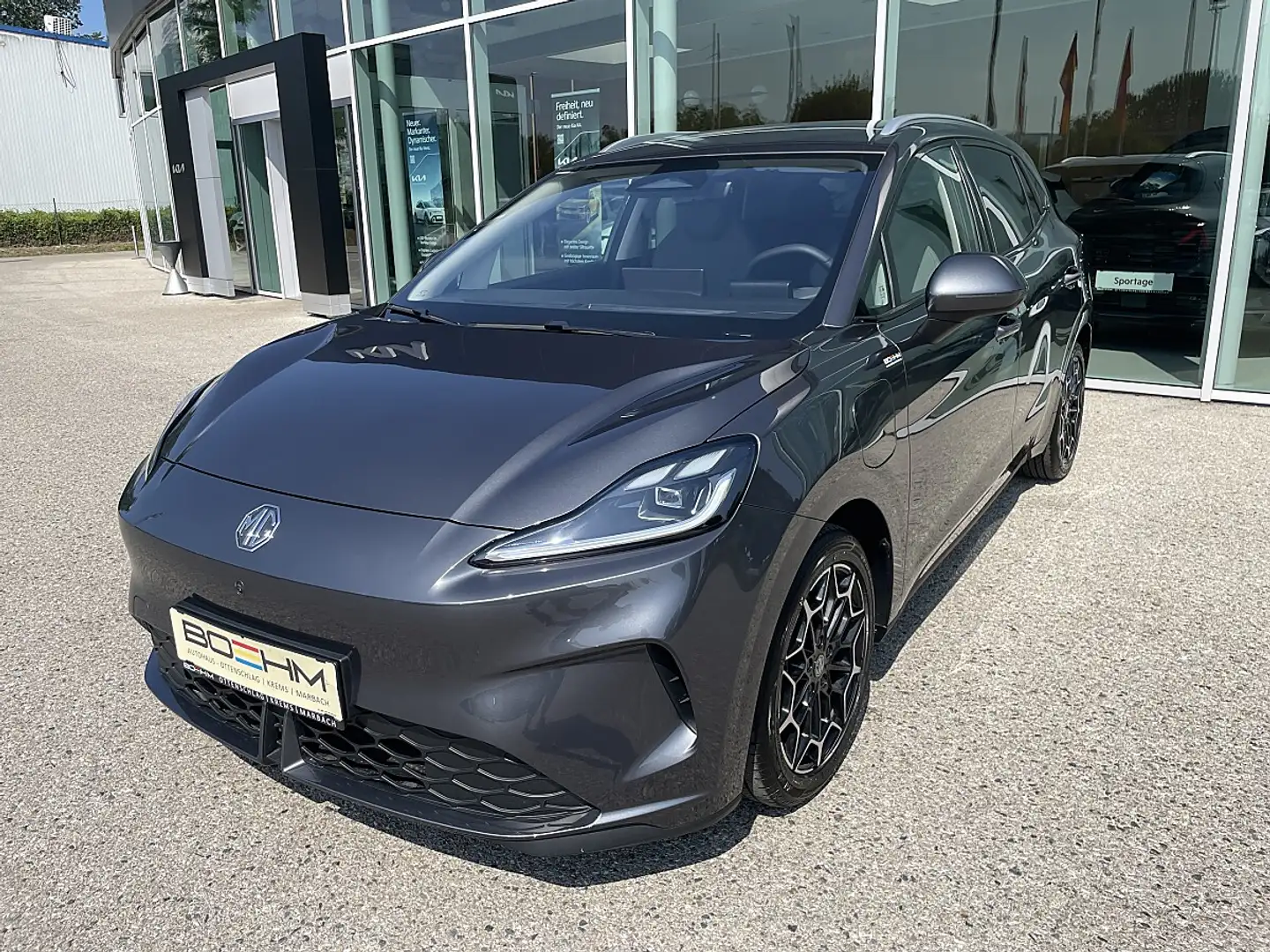 MG MG4 EV Urban 54 kWh Luxury Grau - 1