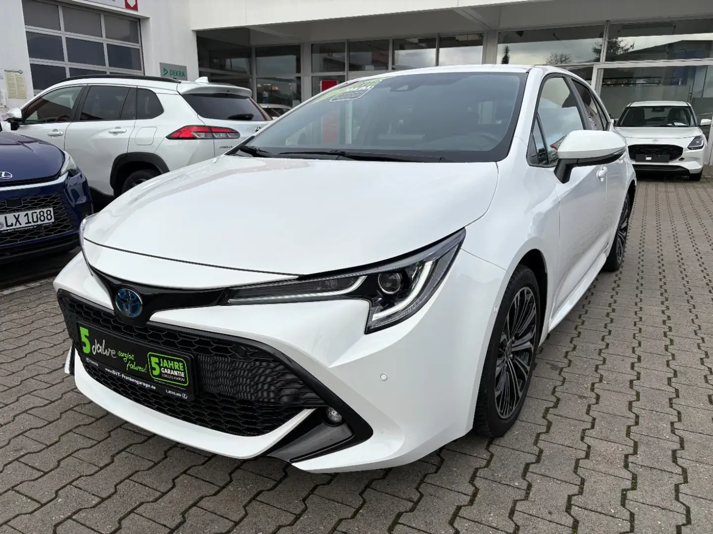Toyota Corolla 1.8 Hybrid Team D LED, Navi, SHZ, Kamera Weiß - 2