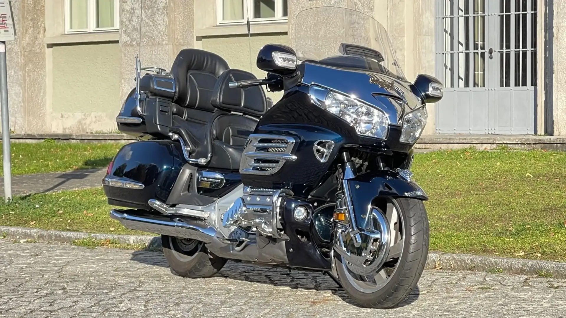 Honda GL 1800 Niebieski - 2