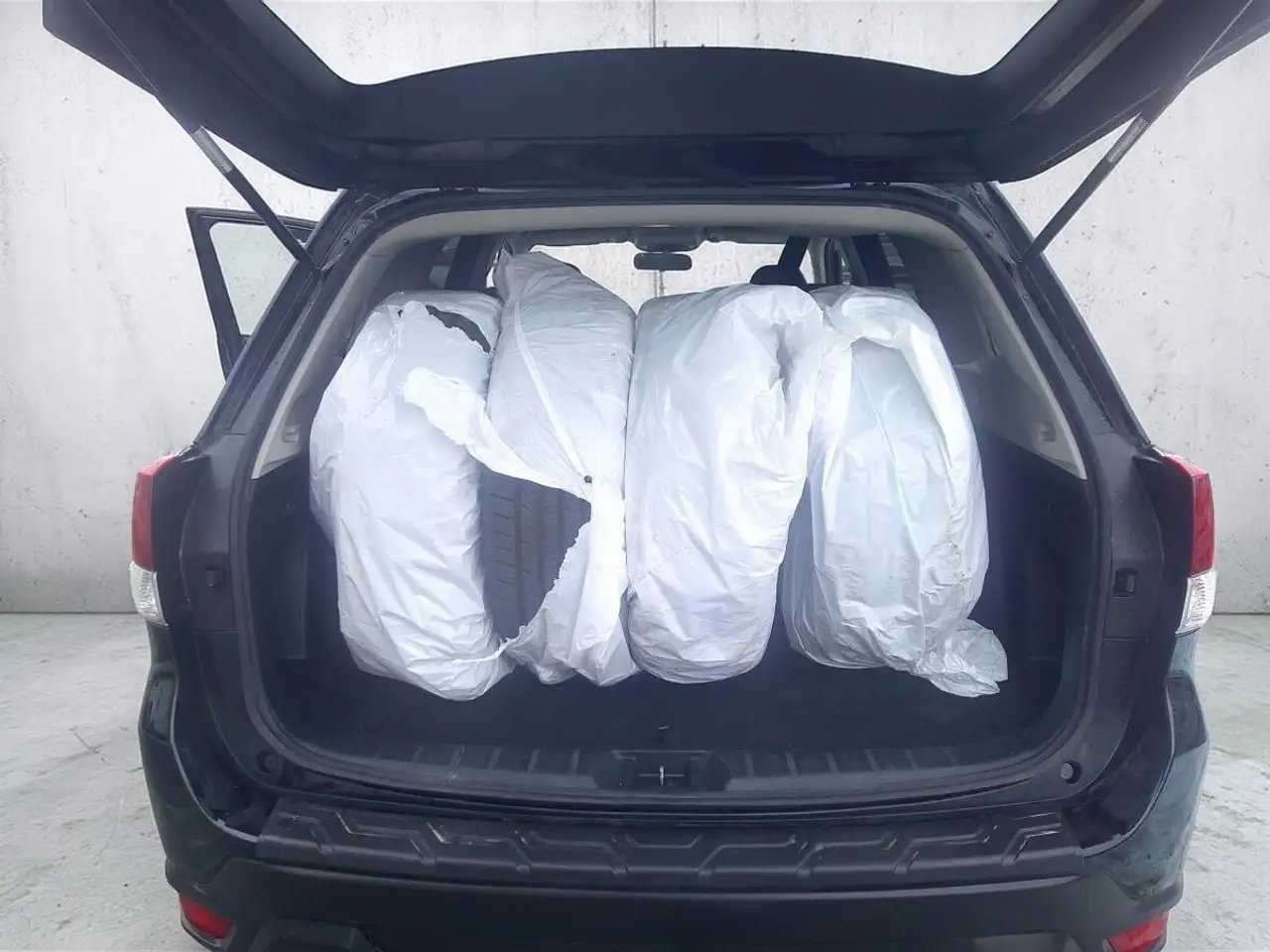 Subaru Forester снимка Subaru Forester