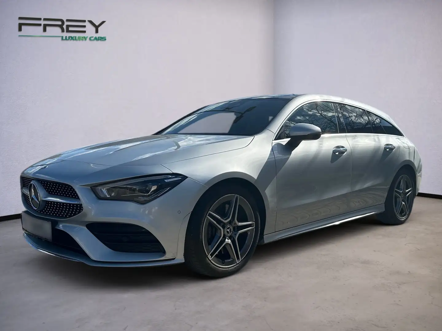 Mercedes-Benz CLA 250 AMG Line 4Matic / PANO / LED / Seatheat Silber - 1