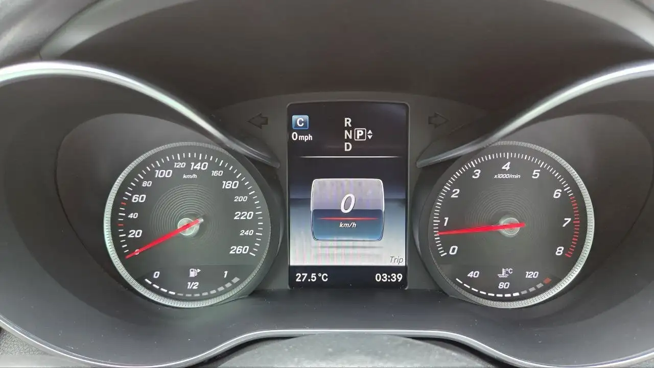 Mercedes-Benz C-Class photo Mercedes-Benz C-Class