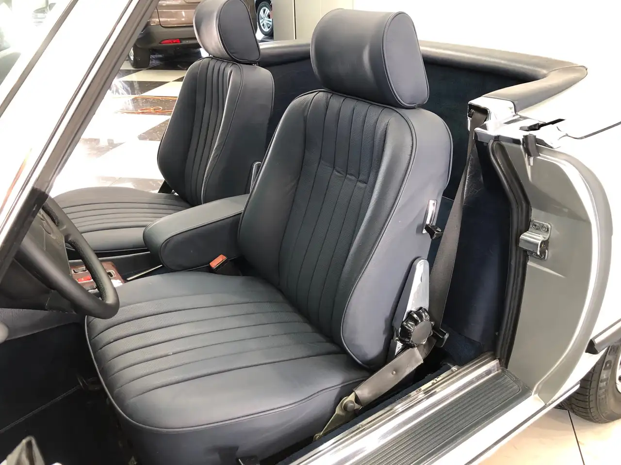 Mercedes-Benz SL 300, foto 11