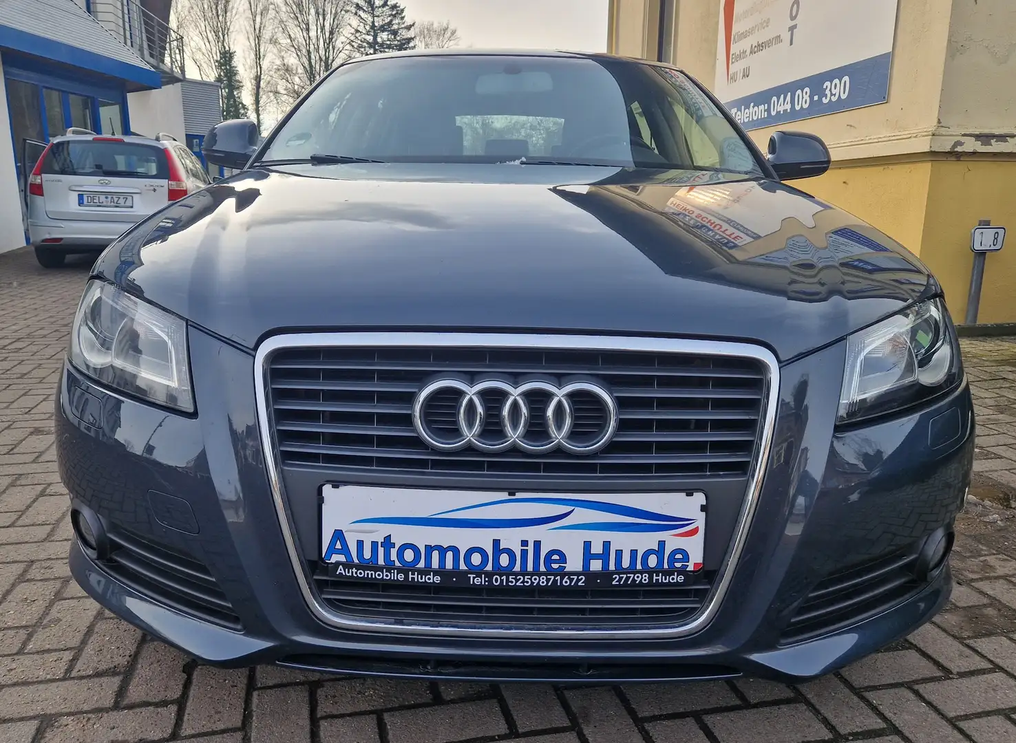 Audi A3 1.8 TFSI Ambition SHZ PDC Leder Navi Gris - 2