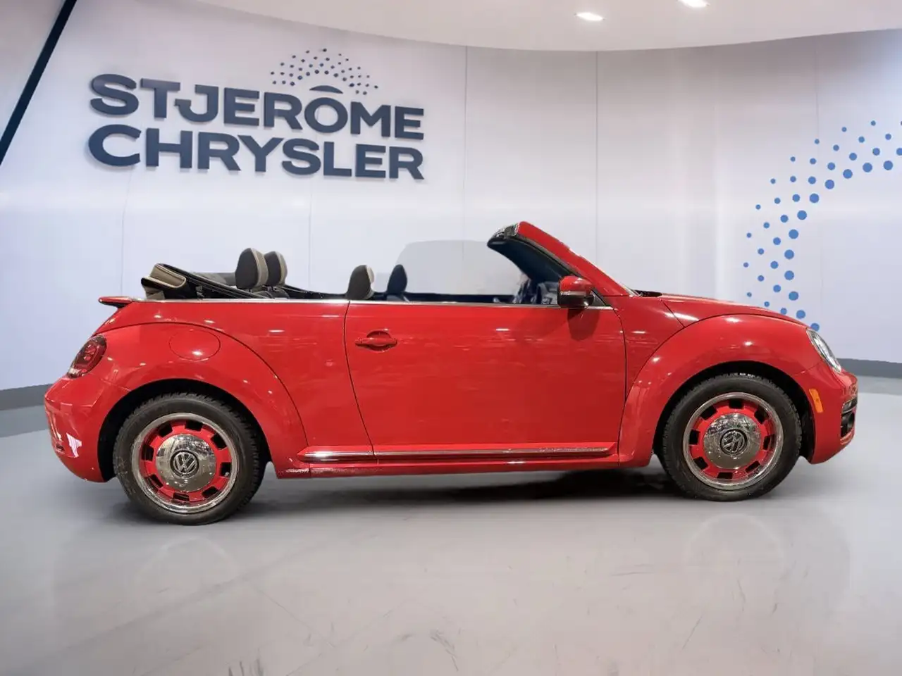 Volkswagen Beetle снимка Volkswagen Beetle