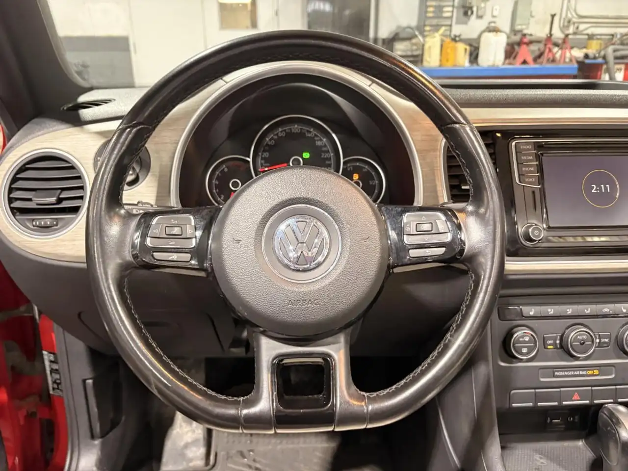 Volkswagen Beetle снимка Volkswagen Beetle