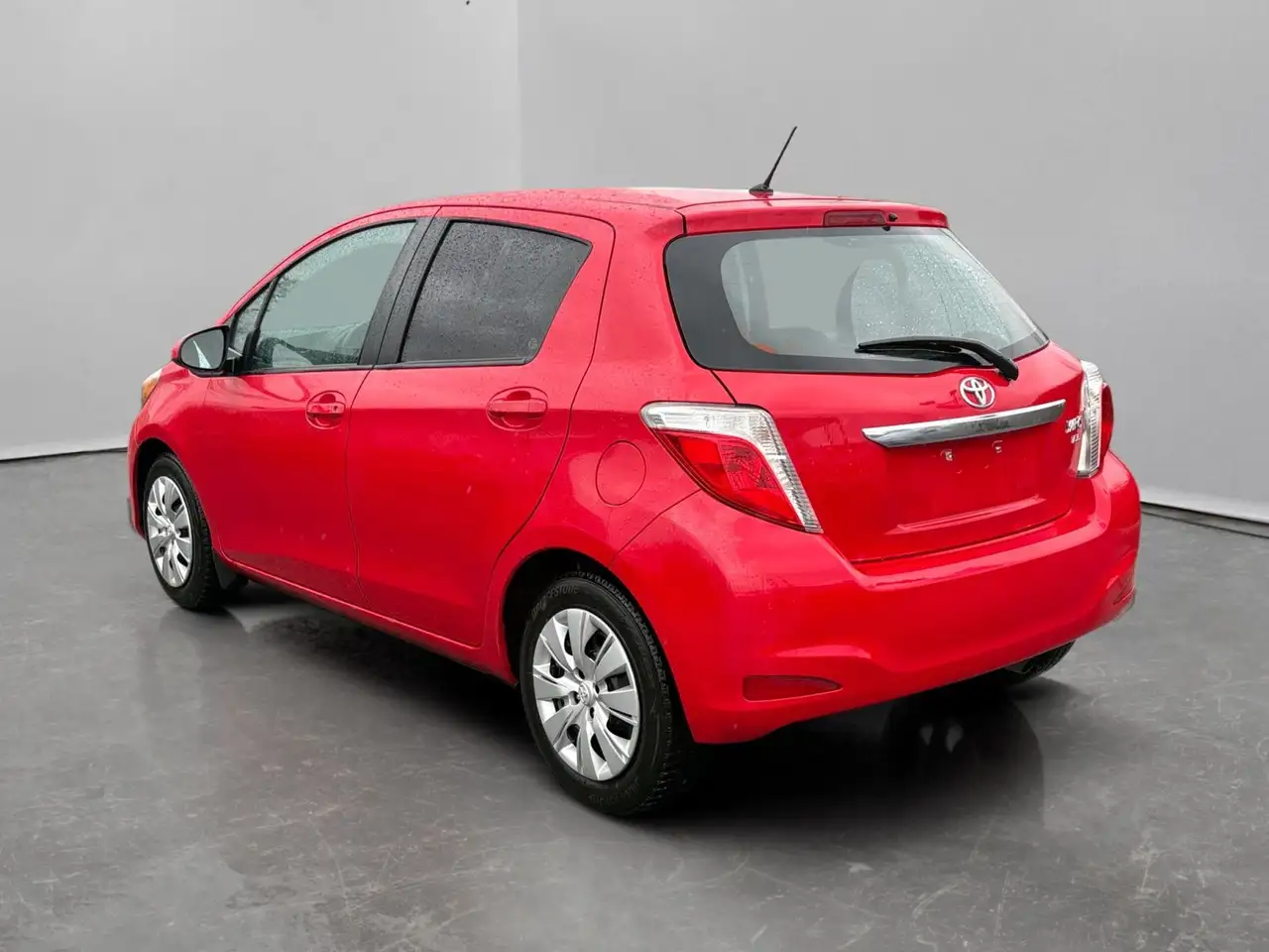 Toyota Yaris снимка Toyota Yaris