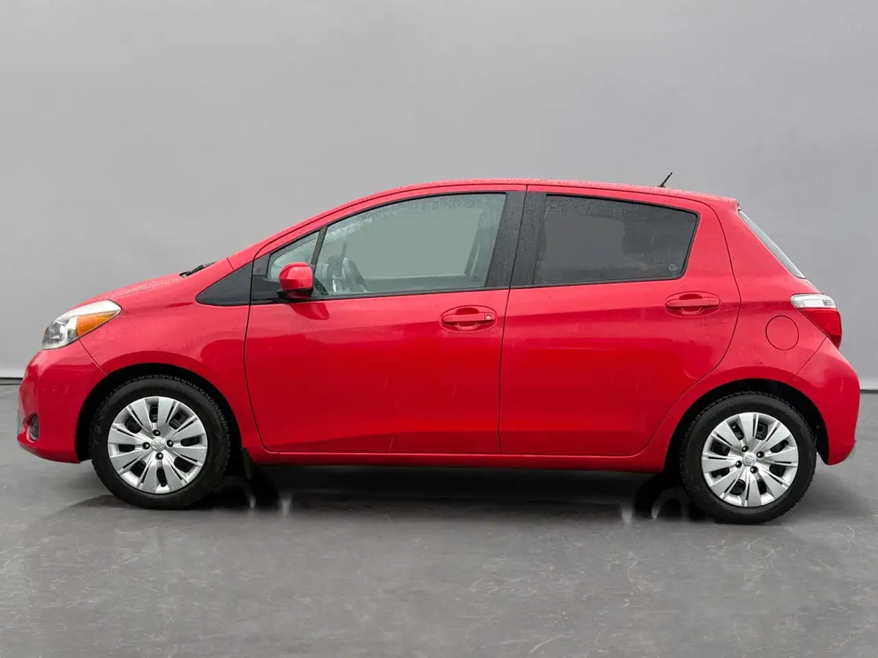 Toyota Yaris снимка Toyota Yaris