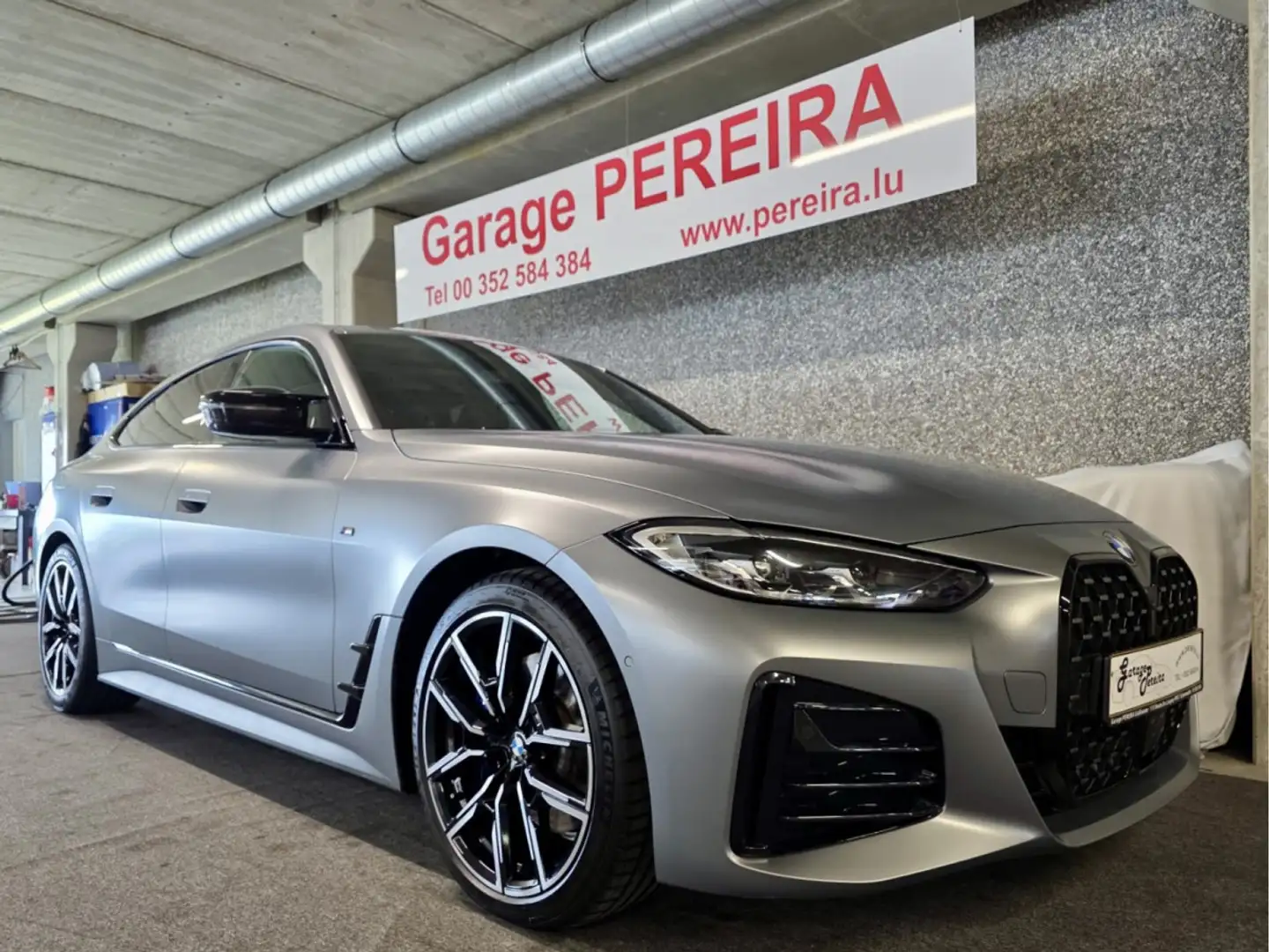 BMW 440 M i GRANCOUPE XDRIVE NEW MODEL SPORT SITZE HARMAN Gris - 1