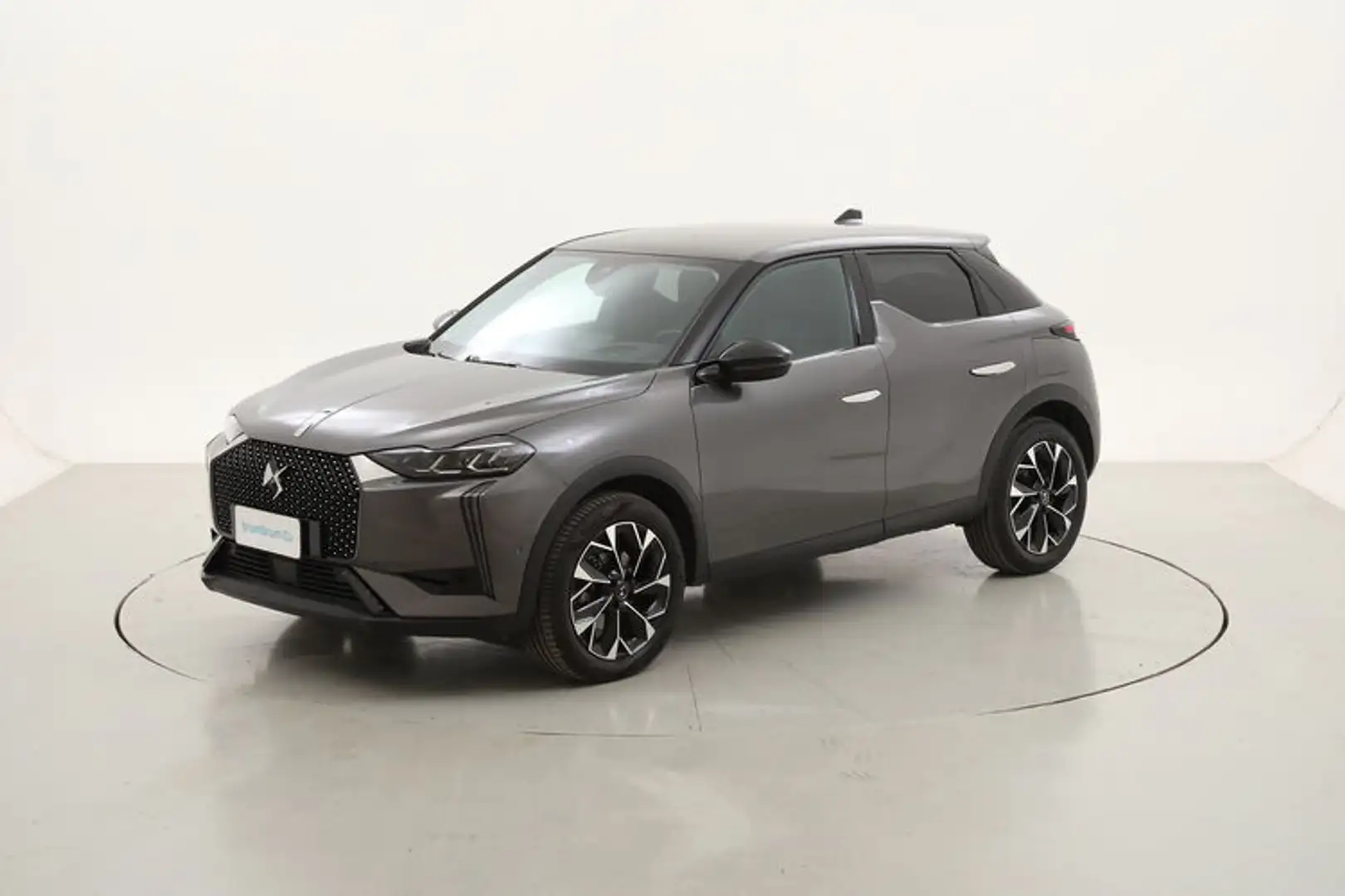 DS Automobiles DS 3 Crossback Opera 1.5 Diesel 131CV Grigio - 1