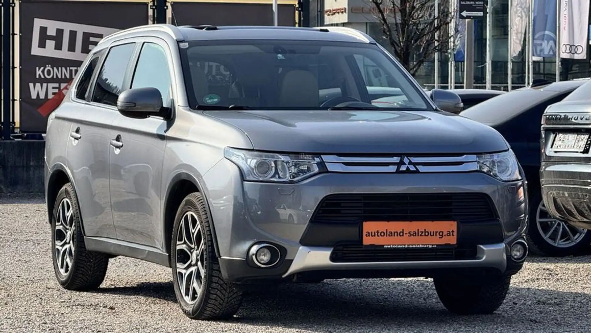 Mitsubishi Outlander Outlander Intense 4WD* Rückfahrkamera*ISOFIX* Grau - 1