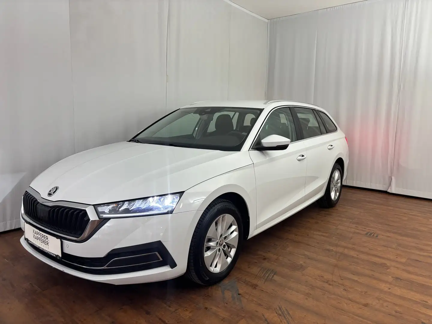 Skoda Octavia Business TDI Weiß - 1