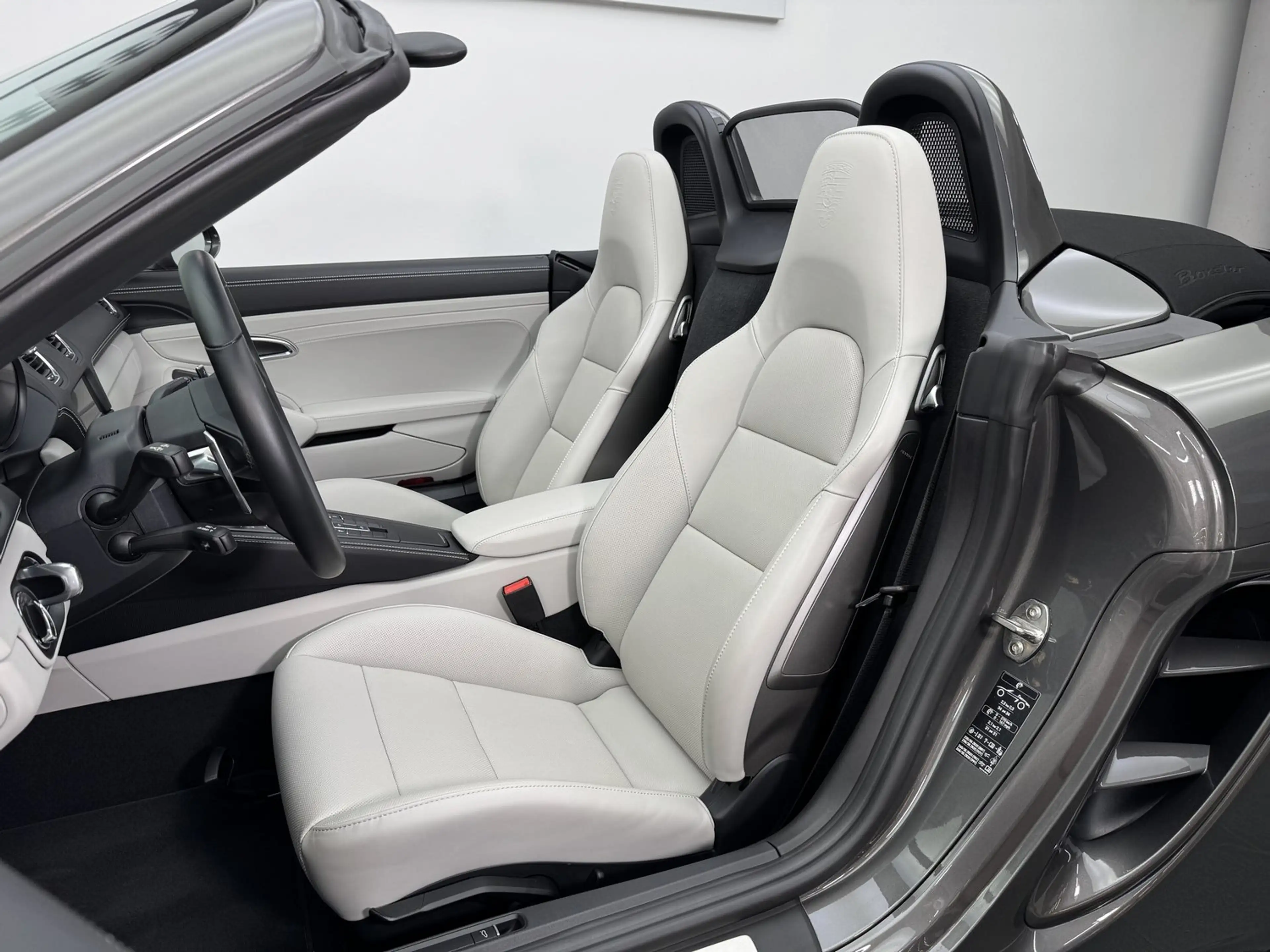 Porsche 718 Boxster Style Edition * PDK * 07/2025 * 80 km! — photo 8