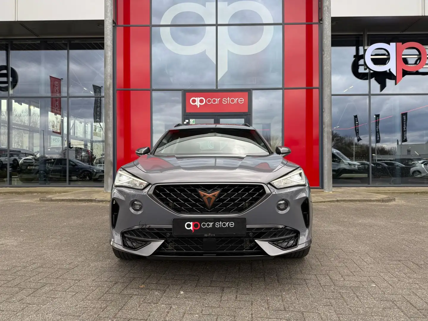 CUPRA Formentor 1.4 e-Hybrid VZ Performance Gris - 2