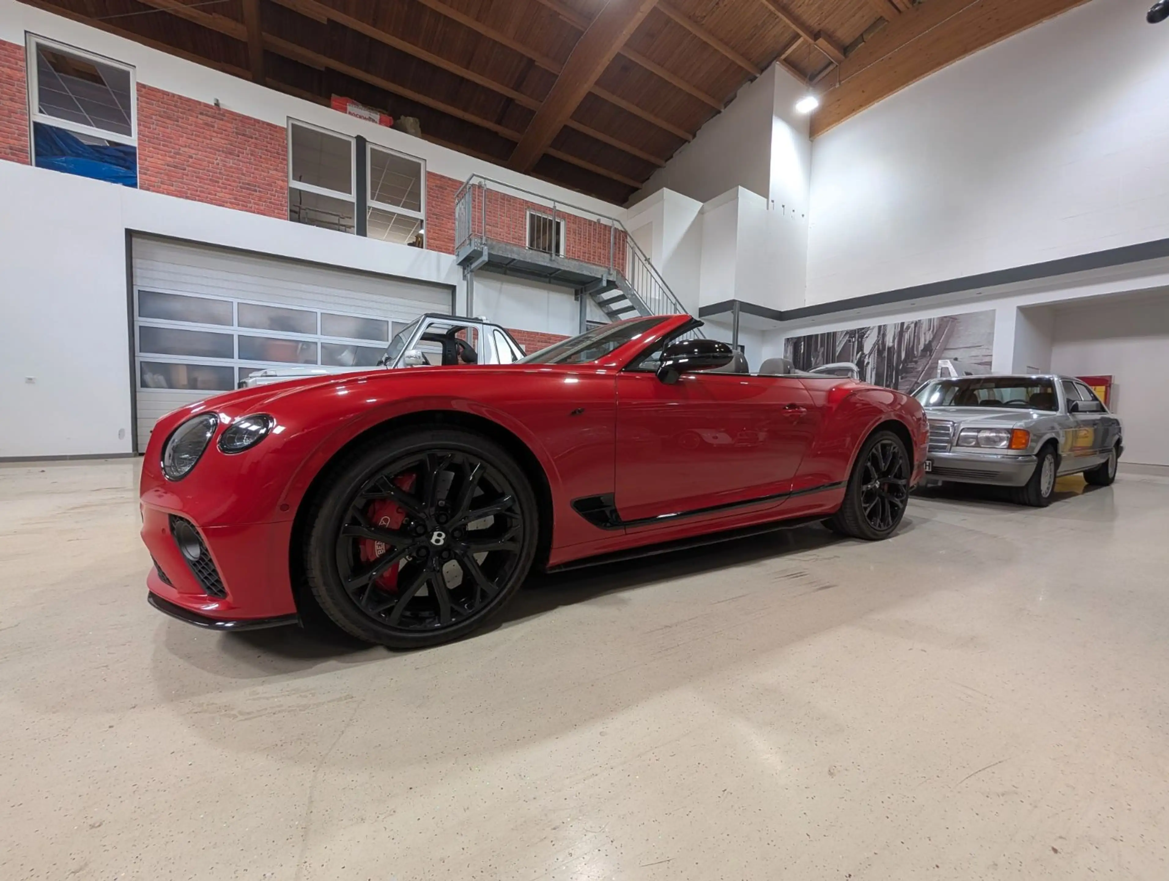 Bentley Continental GTC S V8*NAIM*CARBON*ROTATING DISP** — photo 2