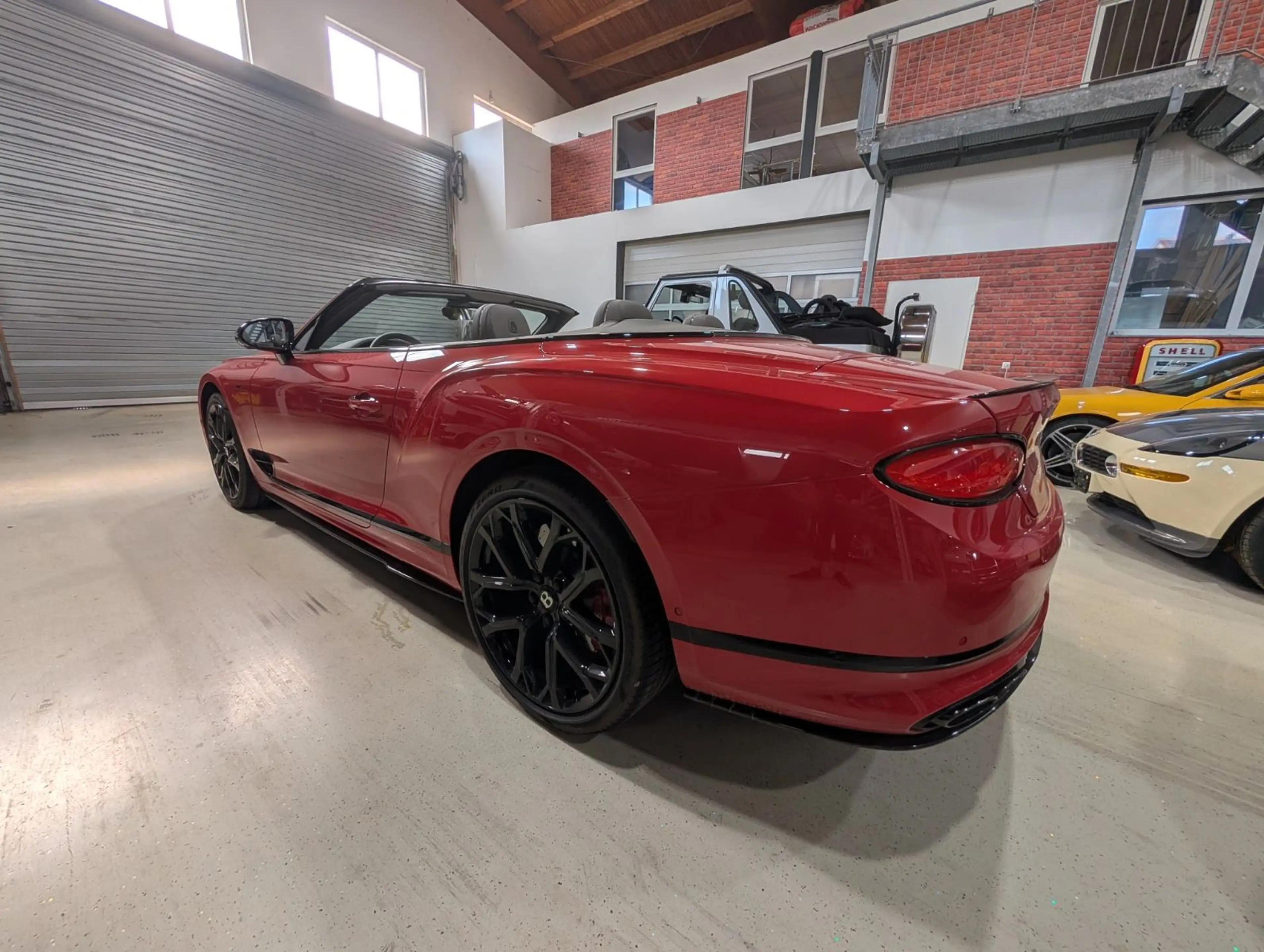 Bentley Continental GTC S V8*NAIM*CARBON*ROTATING DISP** — photo 3