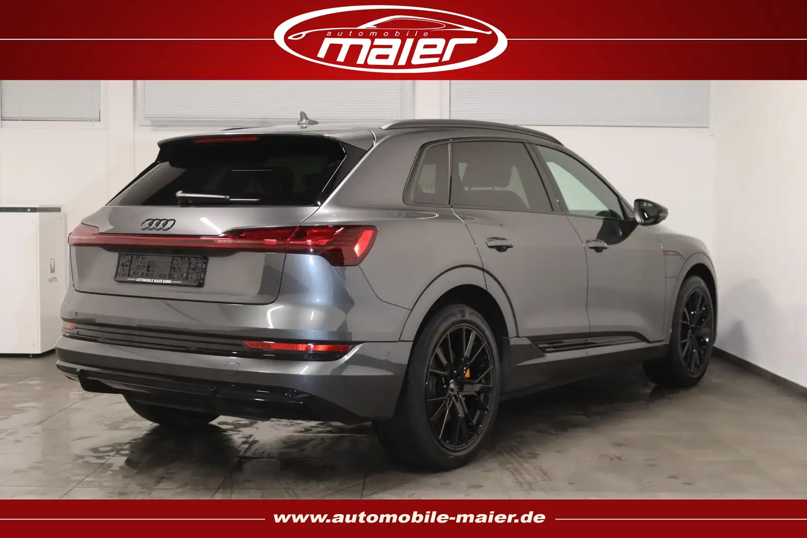 Audi e-tron 55 quattro S line Luft-NAV-KAM-LED-LUFT- Gris - 2