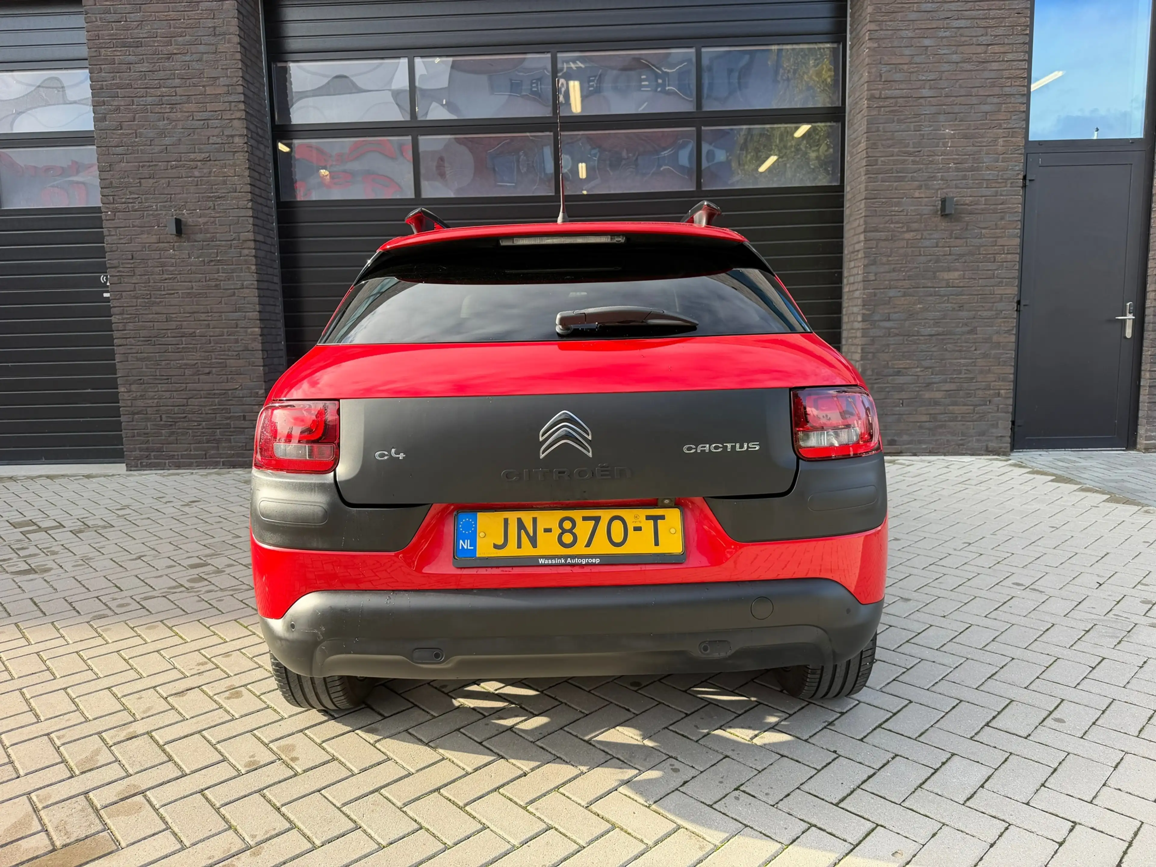 Citroen C4 Cactus 1.2 PureTech Shine — photo 8
