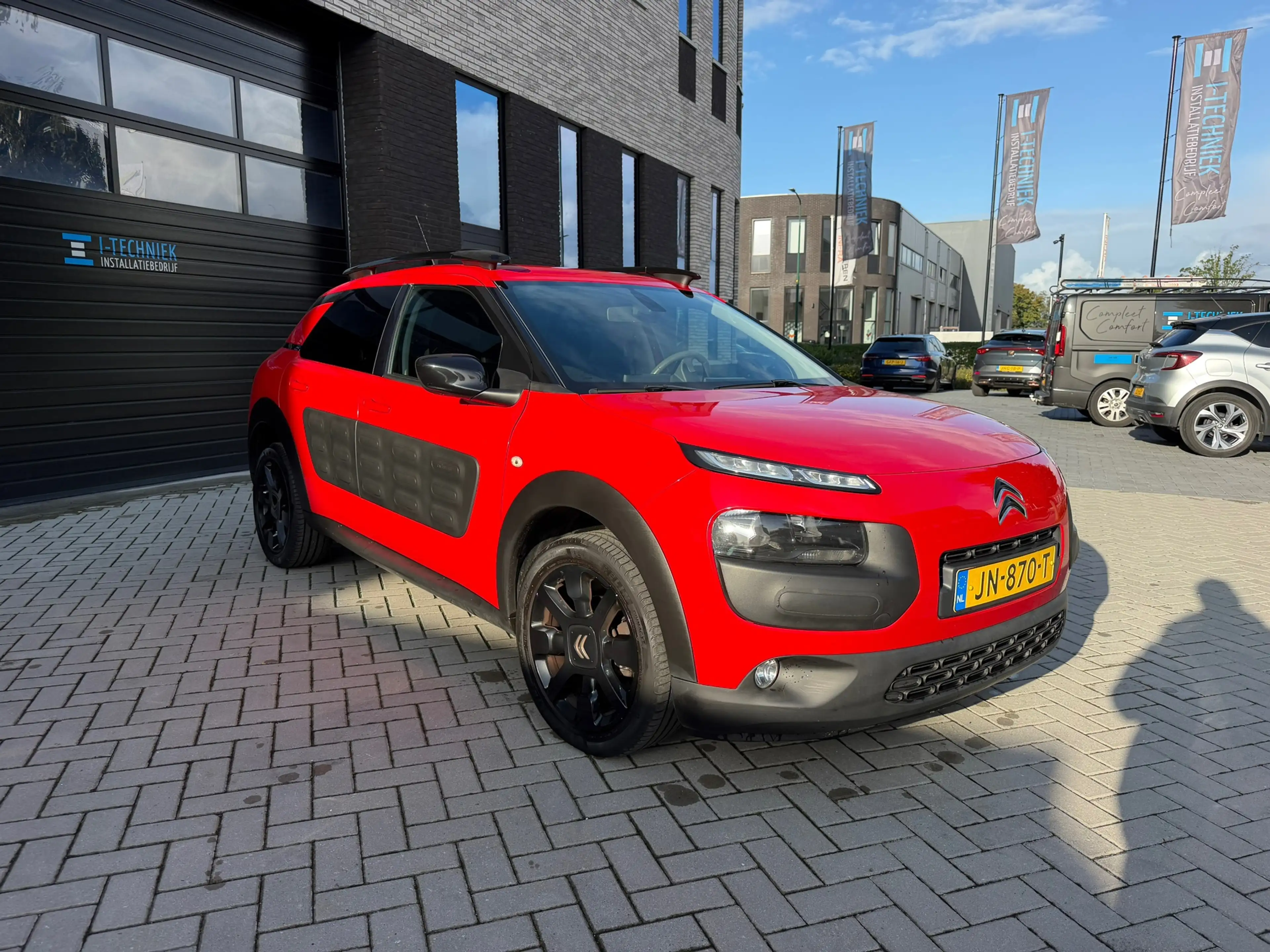 Citroen C4 Cactus 1.2 PureTech Shine — photo 4