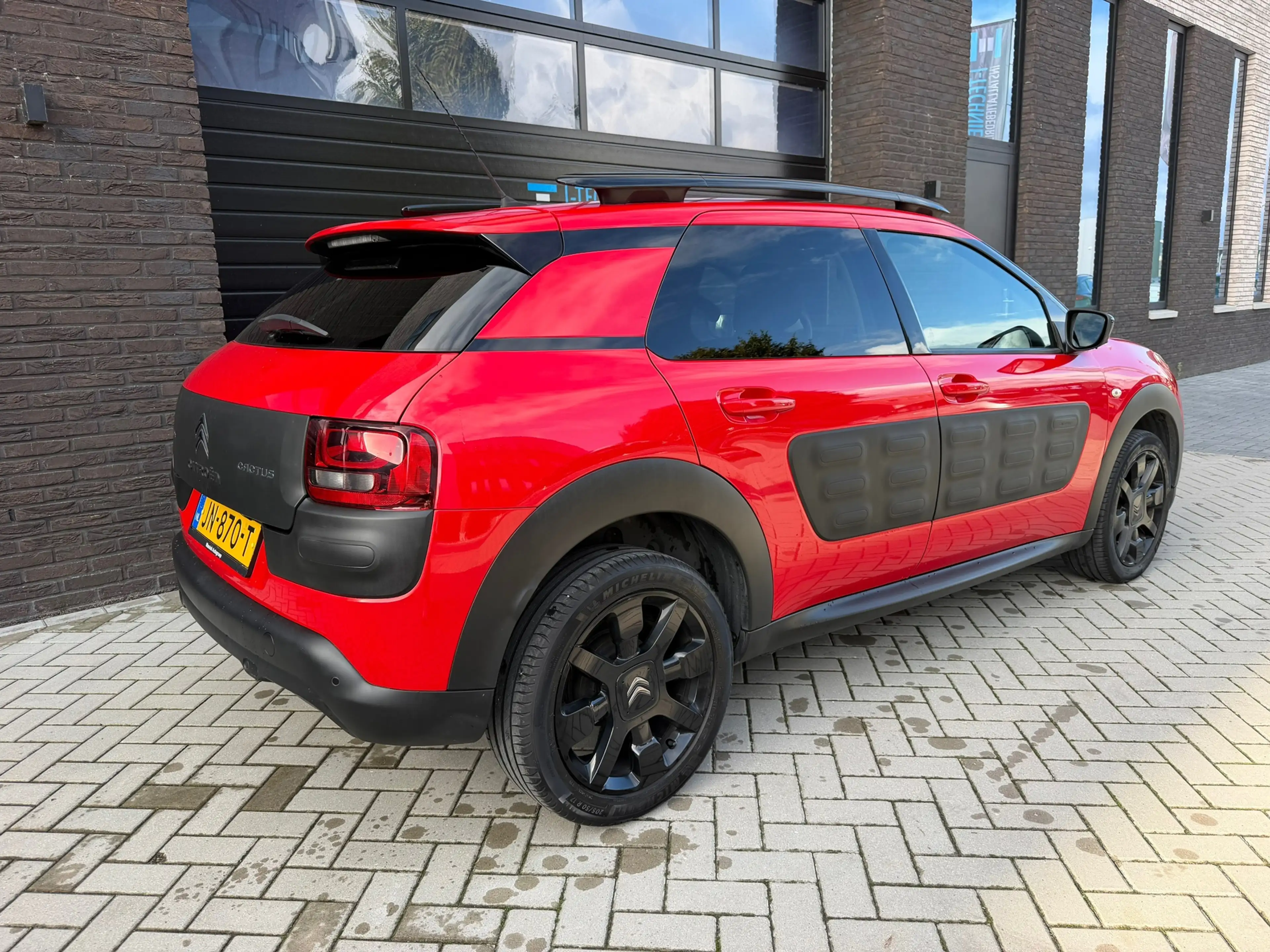 Citroen C4 Cactus 1.2 PureTech Shine — photo 7