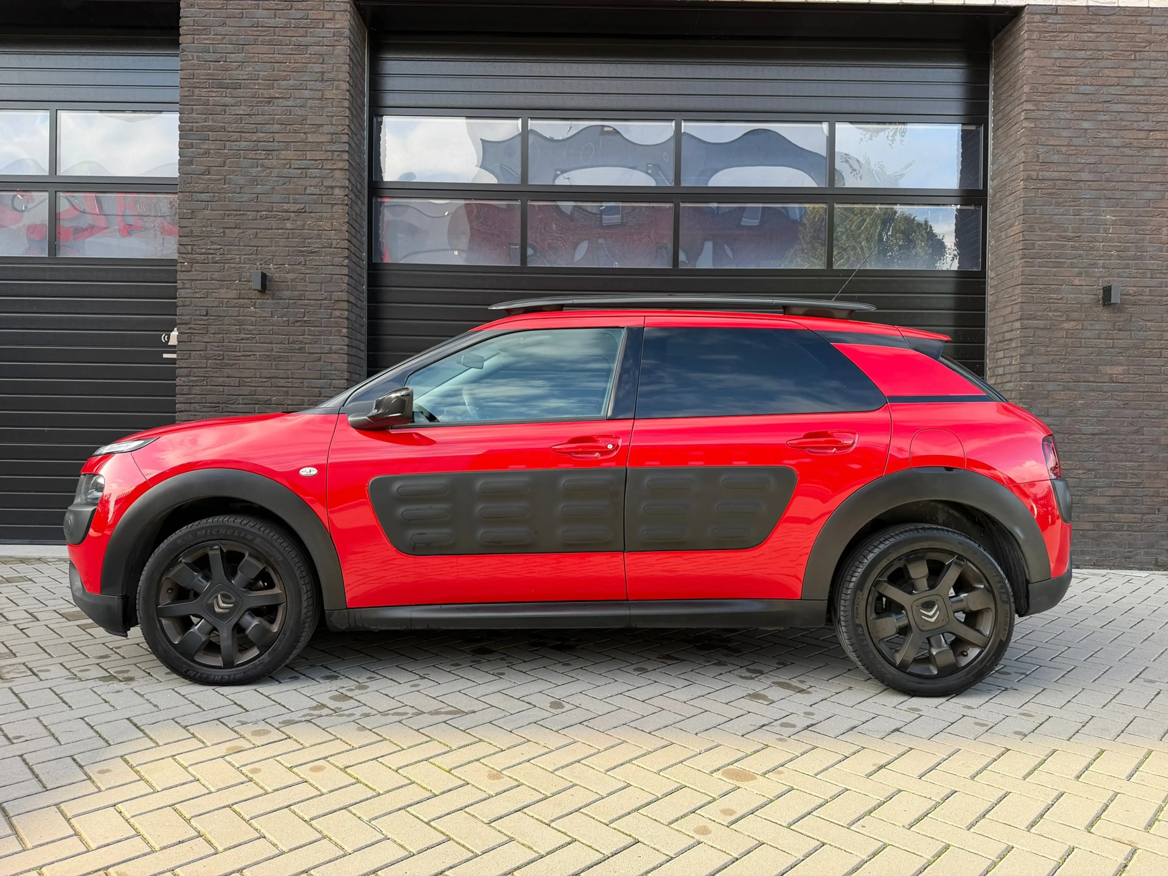 Citroen C4 Cactus 1.2 PureTech Shine — photo 5
