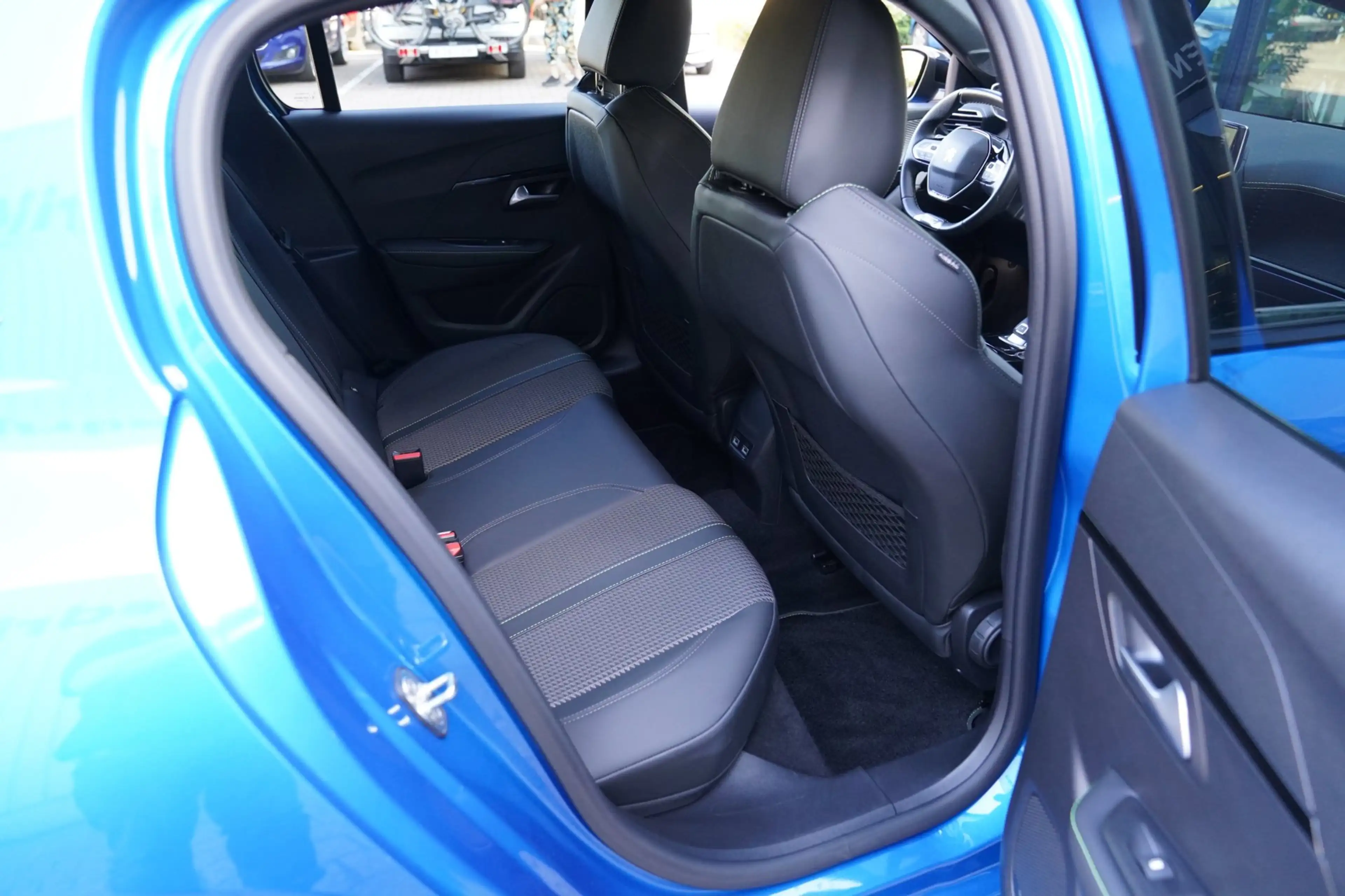 Peugeot 208 1.2 PureTech GT Pack | Prijs rijklaar incl. 12 mnd — photo 21