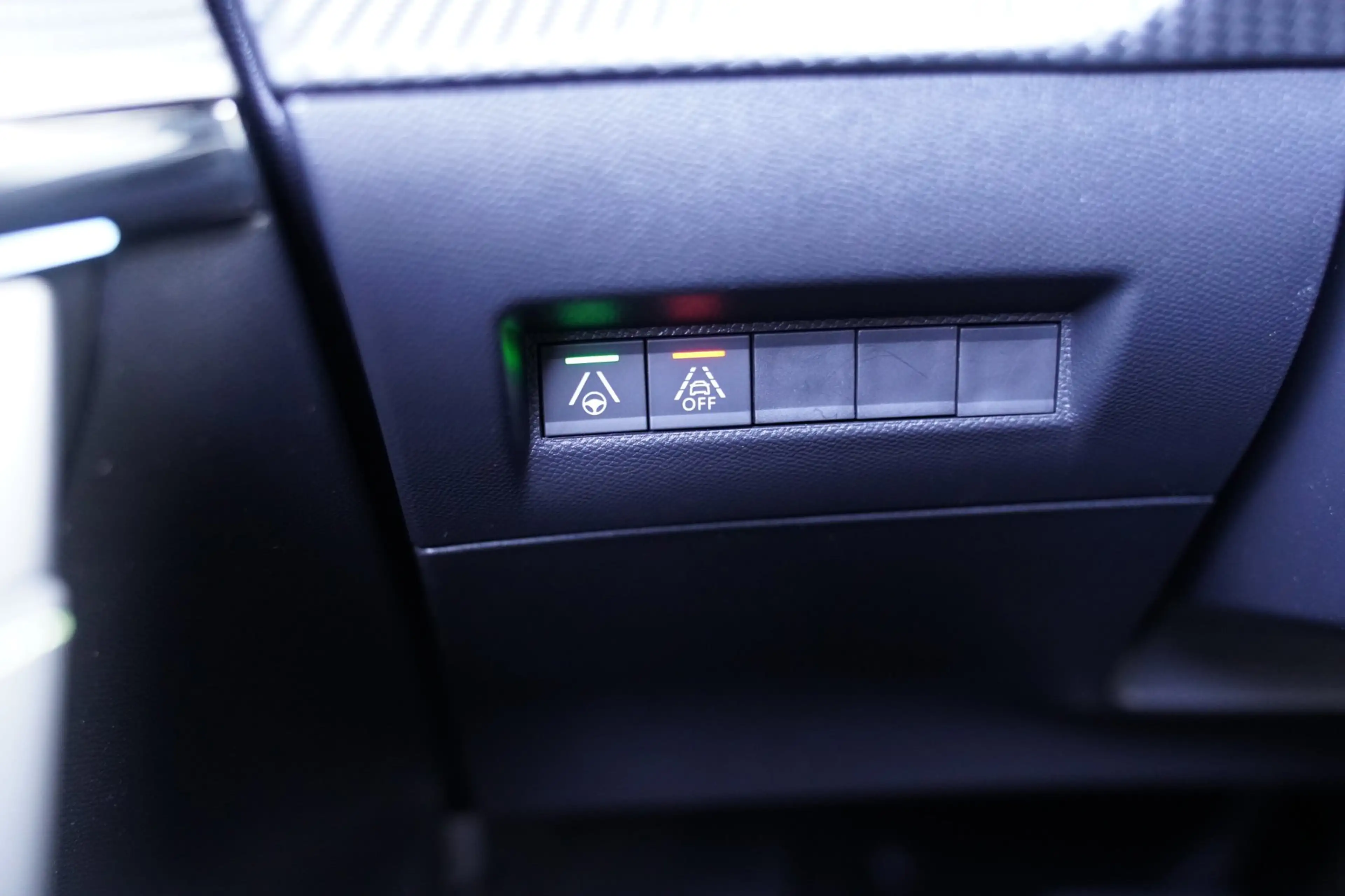 Peugeot 208 1.2 PureTech GT Pack | Prijs rijklaar incl. 12 mnd — photo 42