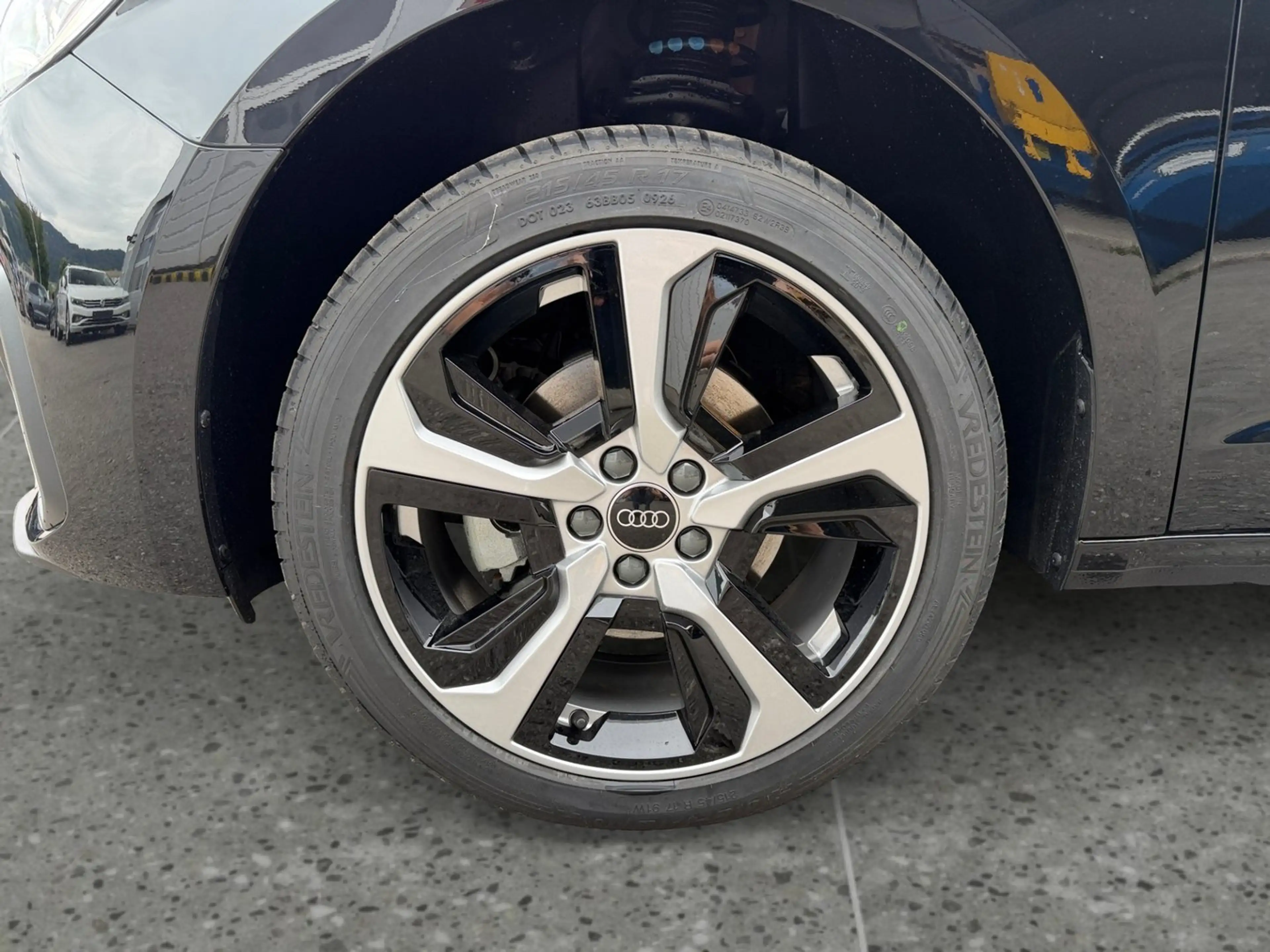 Audi A1 30 TFSI intense — photo 14