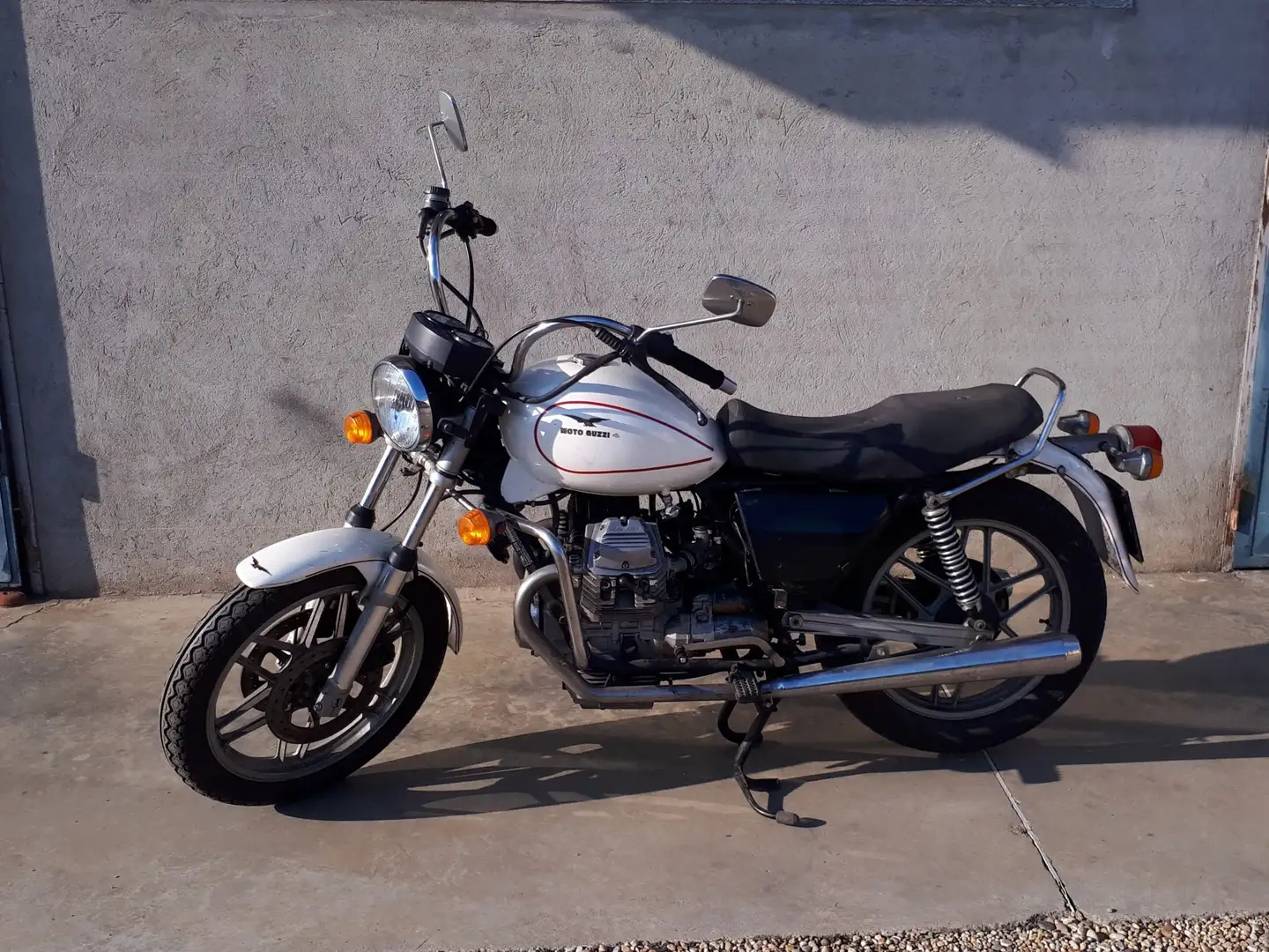 Moto Guzzi V 35 Bianco - 1