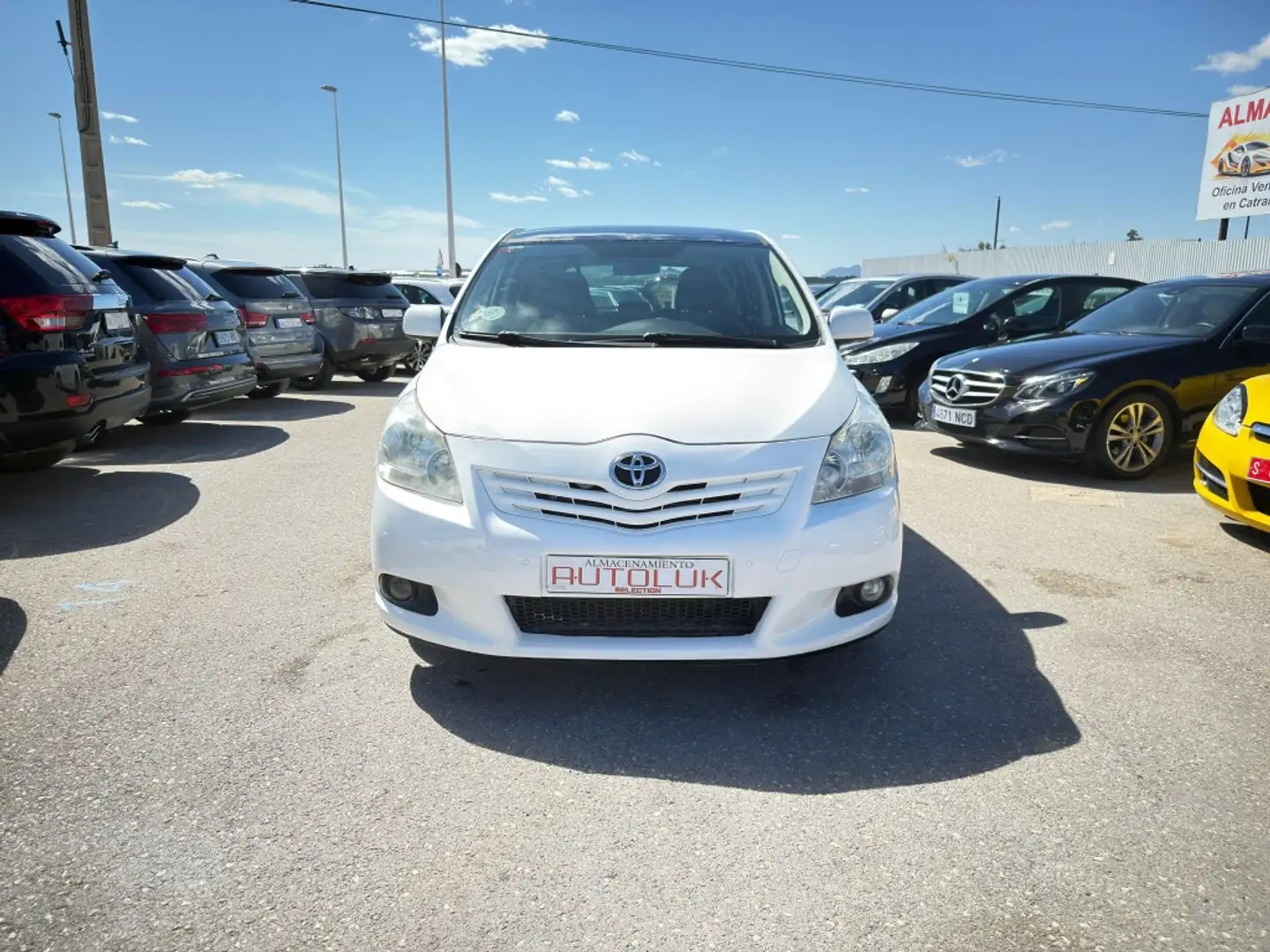 Toyota Verso 2.0D Live 120 7pl. Blanco - 2