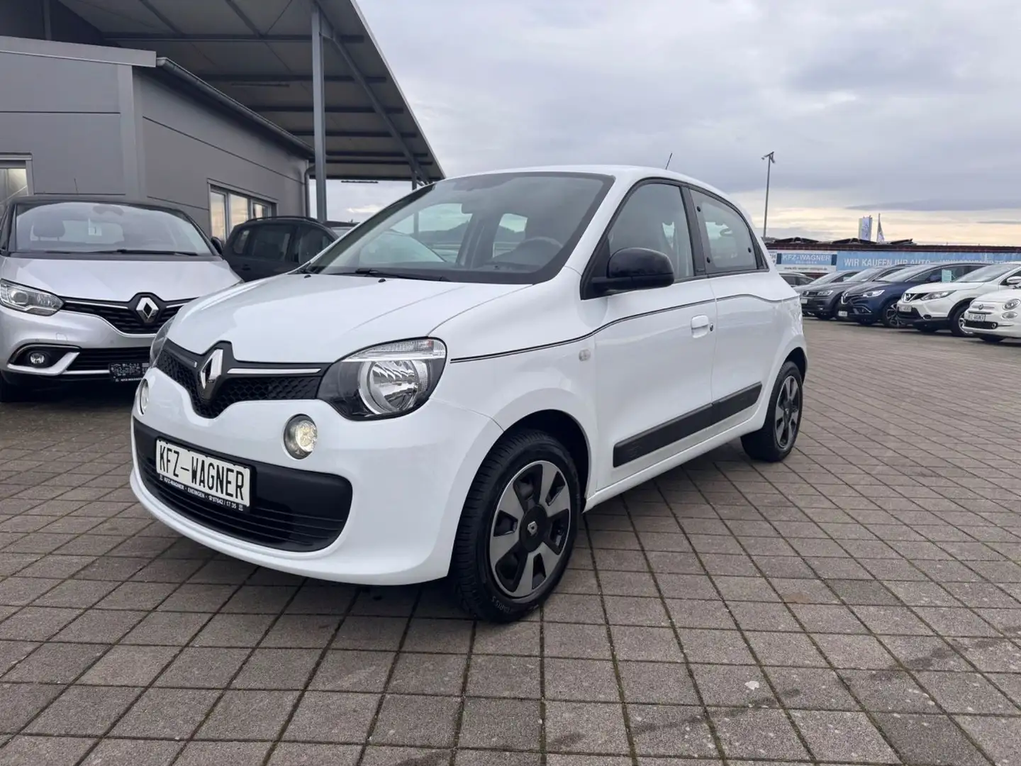 Renault Twingo 1.0 SCe 70PS  AUTOMATIK Limited 1.HAND Weiß - 1