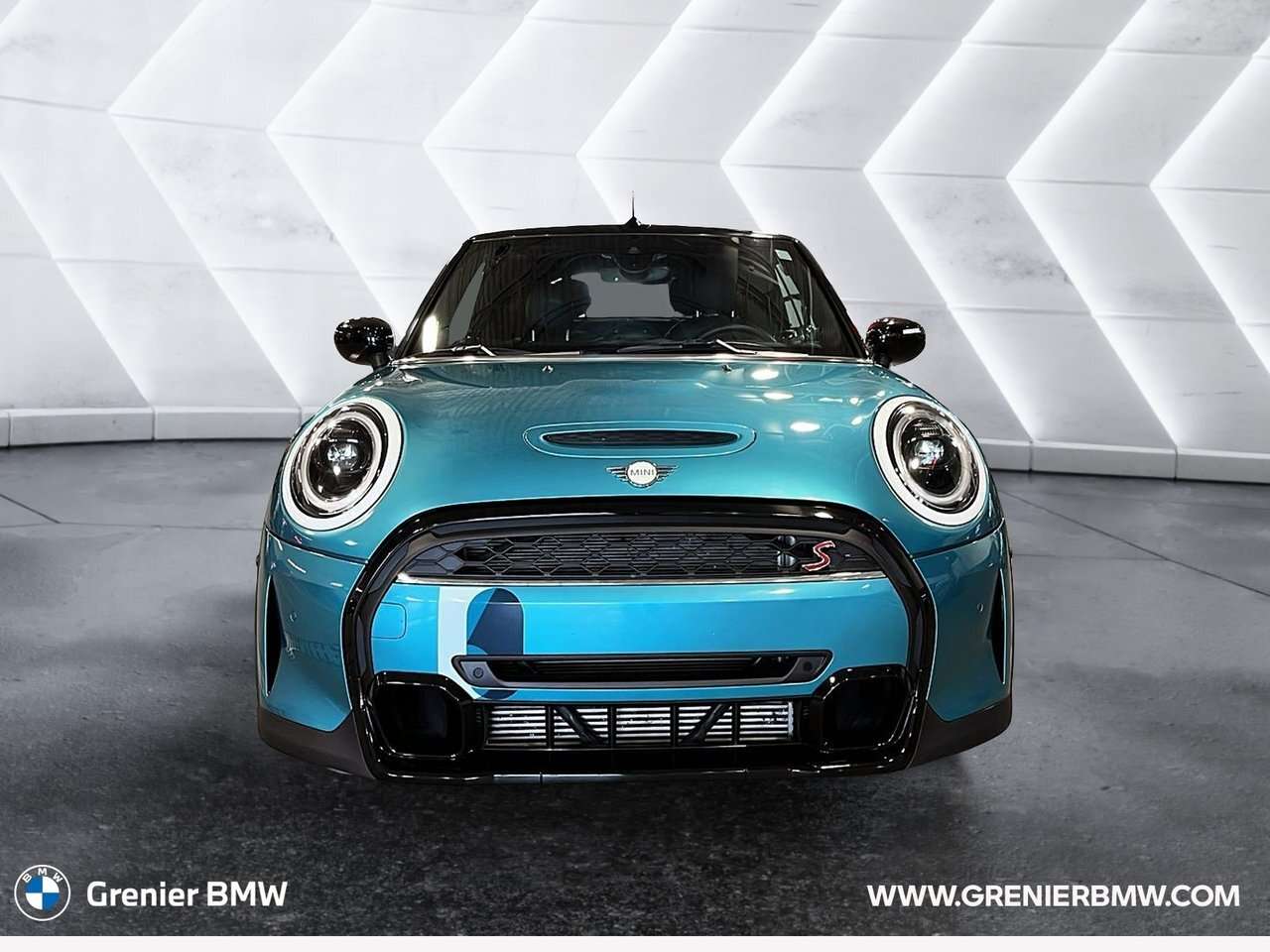 2024 MINI Convertible Cooper S Seaside Edition / Seaside Edition — снимка 1