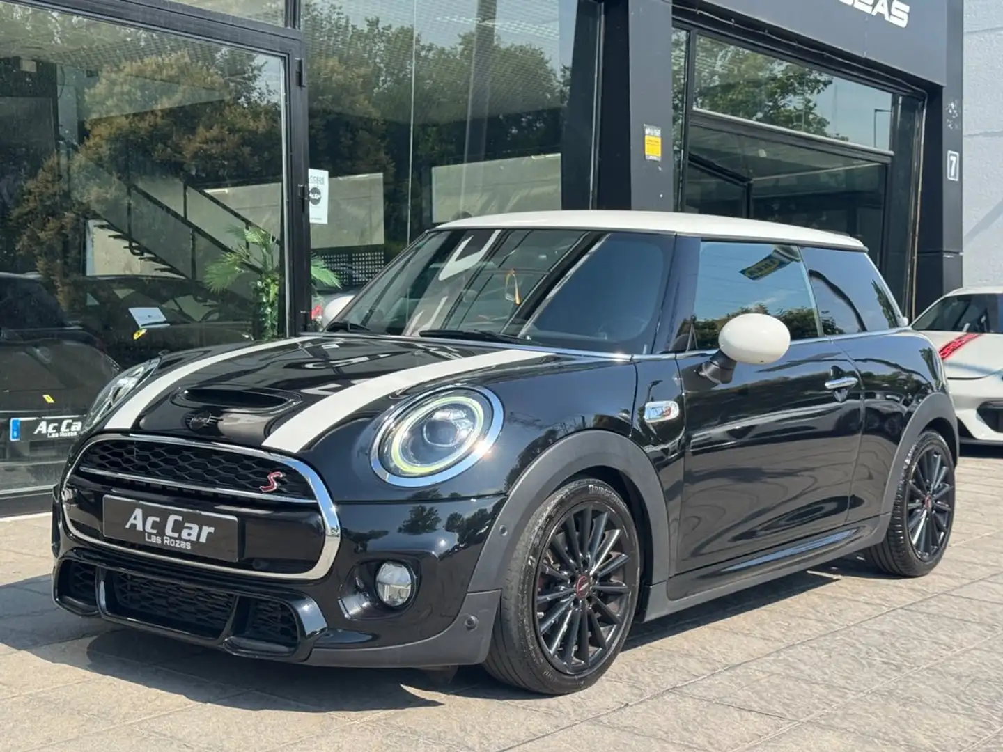 MINI Cooper S Negro - 2